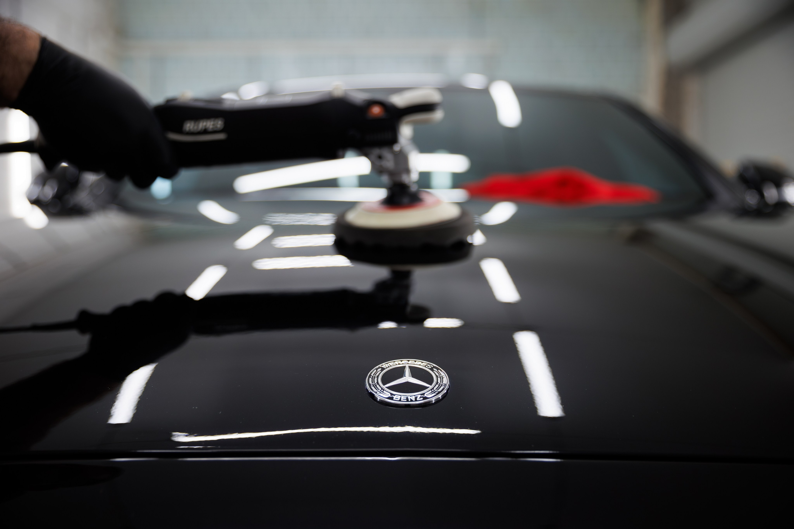 Полировка авто. Фотосъёмка для бизнеса — предметное фото, репортаж с мероприятий, портреты людей, съёмка интерьера и экстерьера