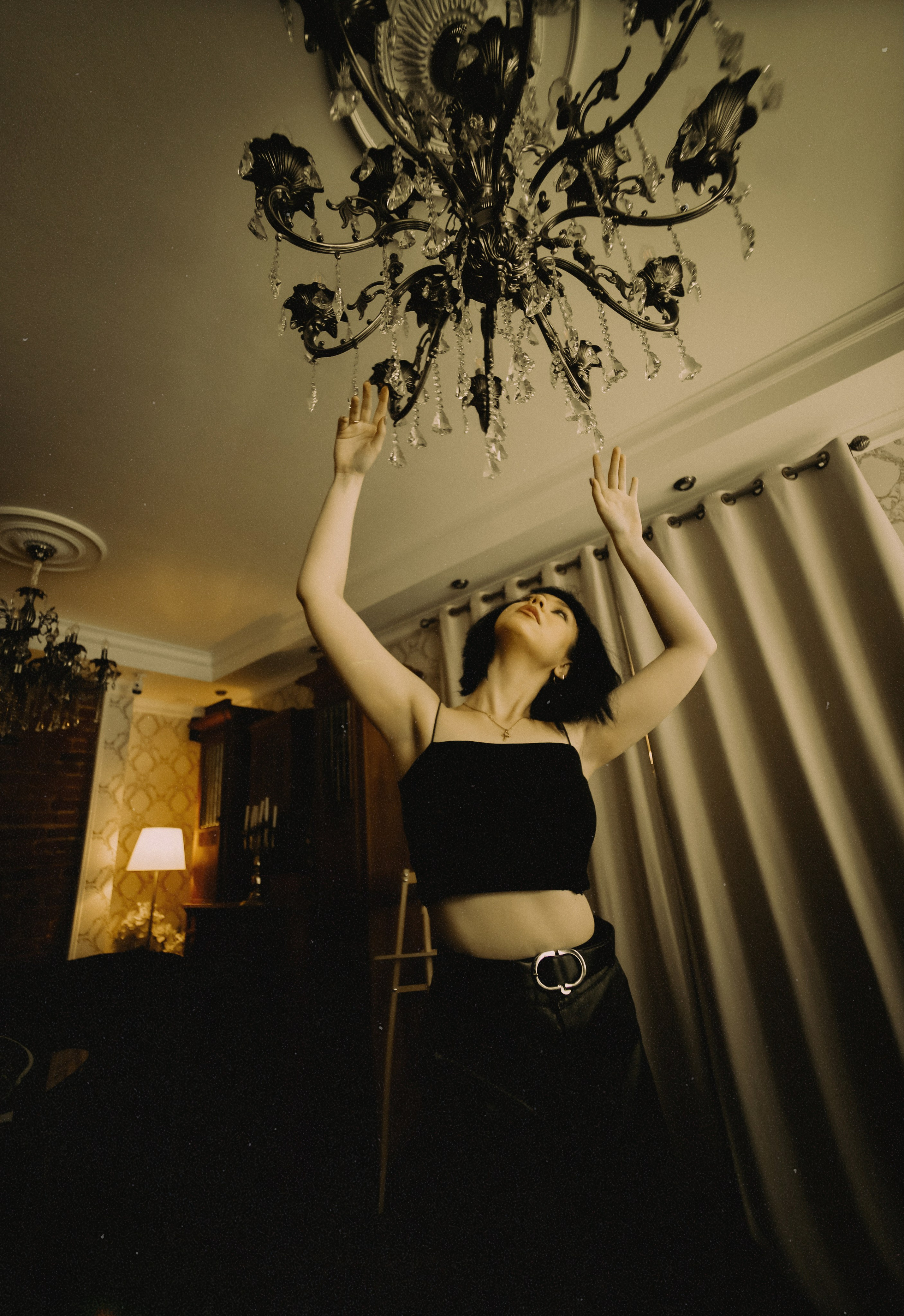 Джонс. Sun Betty — кинофотограф Элизабет