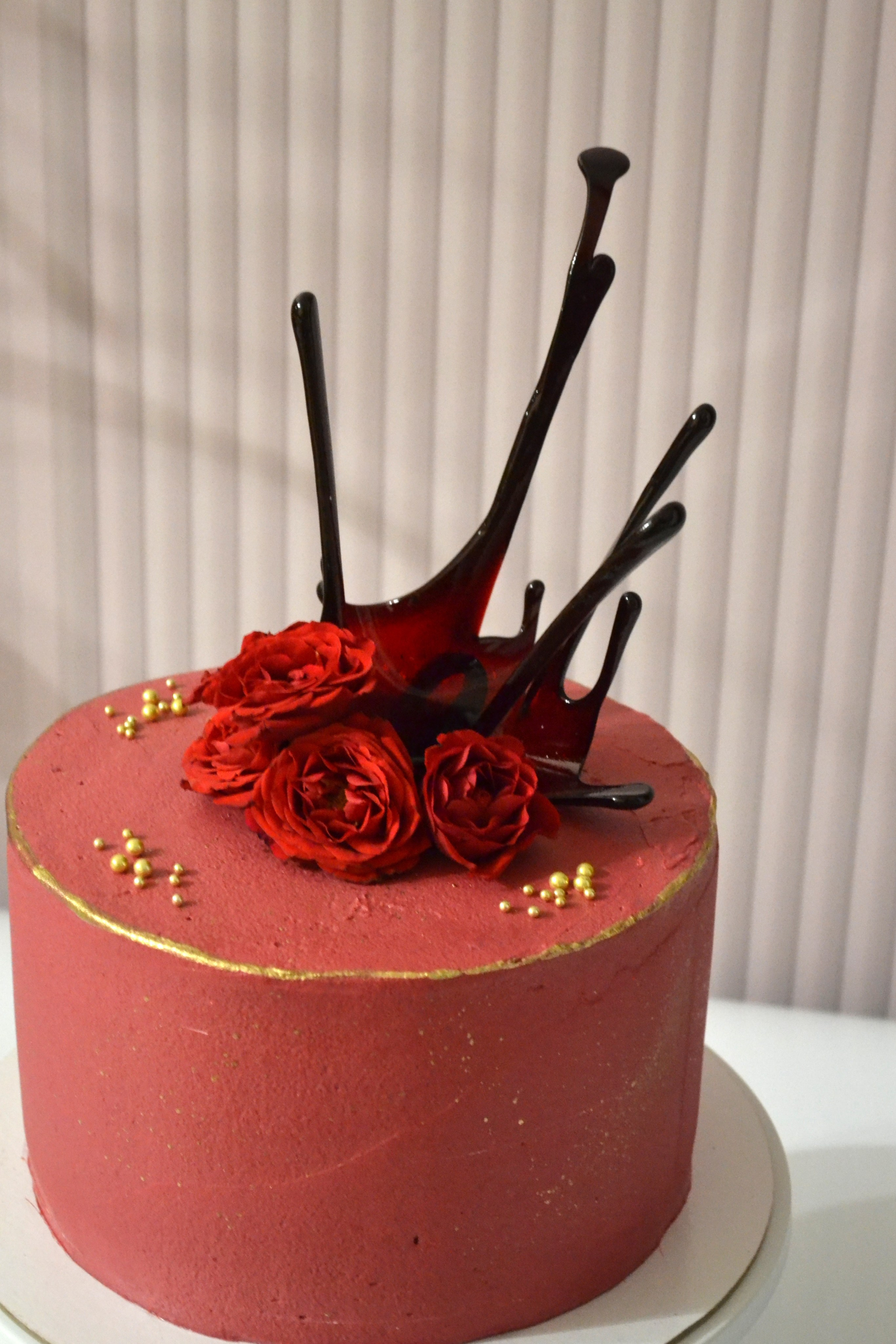 Торты на праздники. Семейная кондитерская. Торты и десерты на заказ в Москве и области