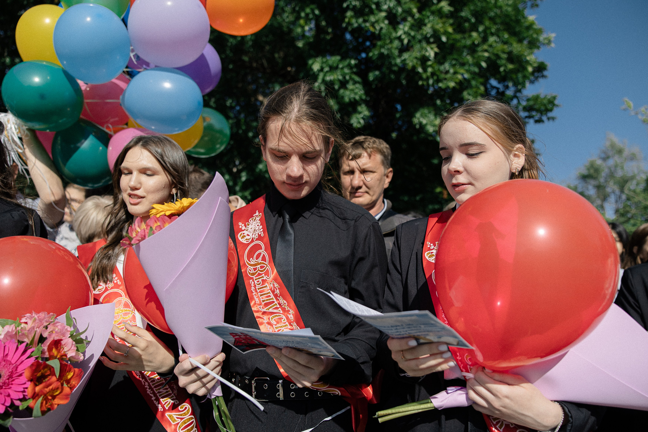 Последний звонок — линейка. Свадебный фотограф Роман Еремеев