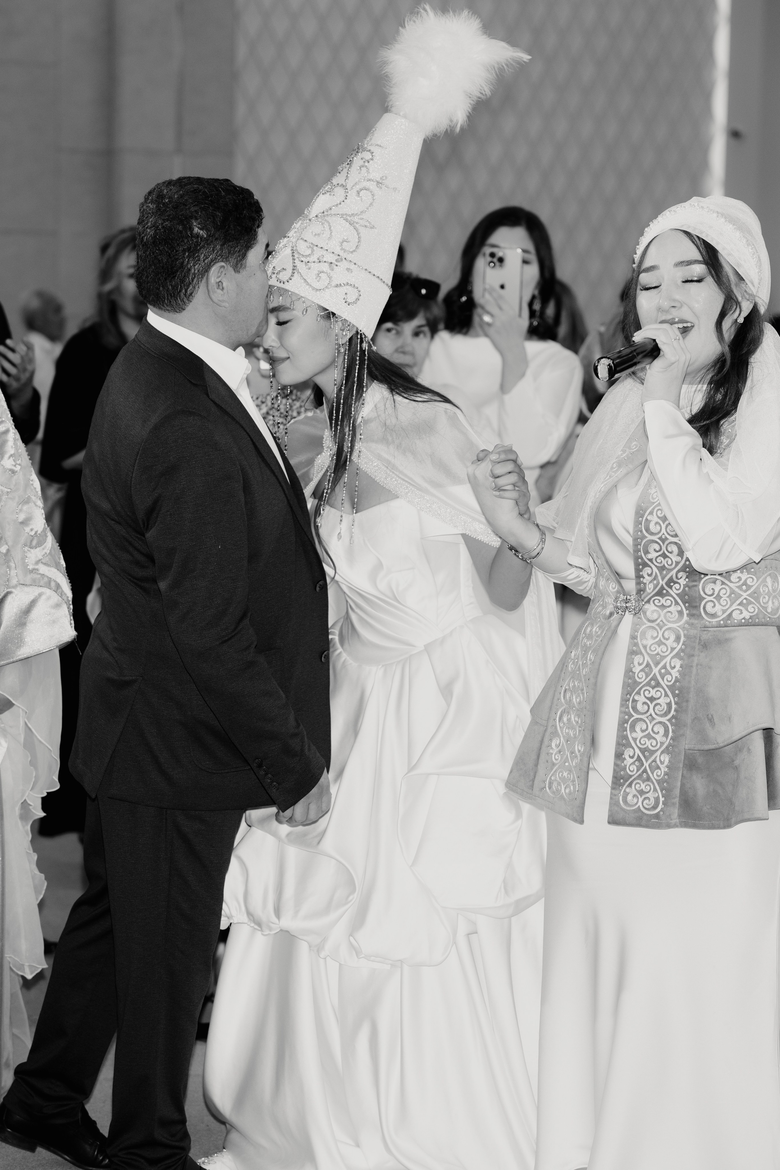 Tomi Uzatu. Batr Kanatkali