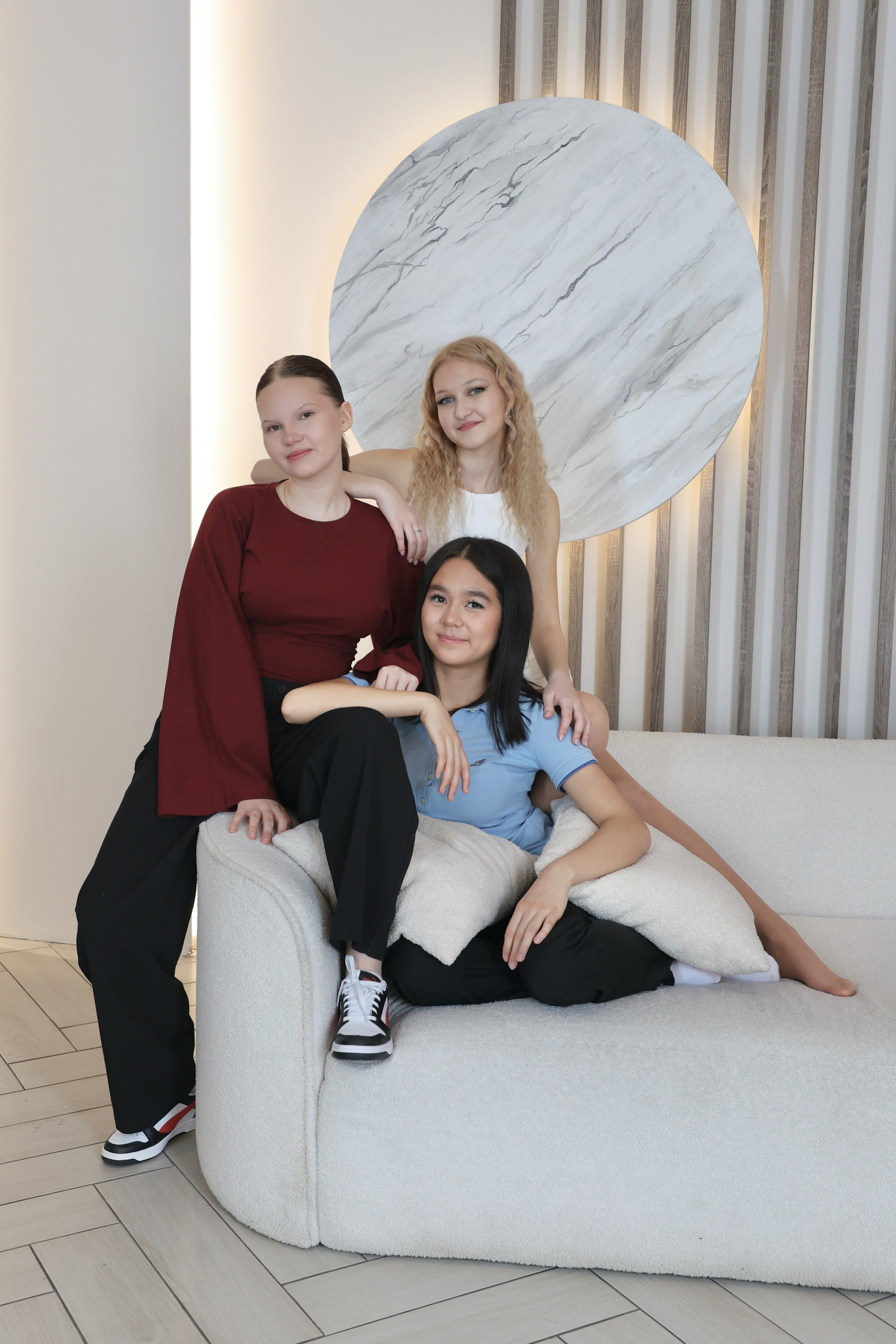 С Днём Рождения, Лиза!. Школьные выпускные альбомы в Москве Марина Николаева