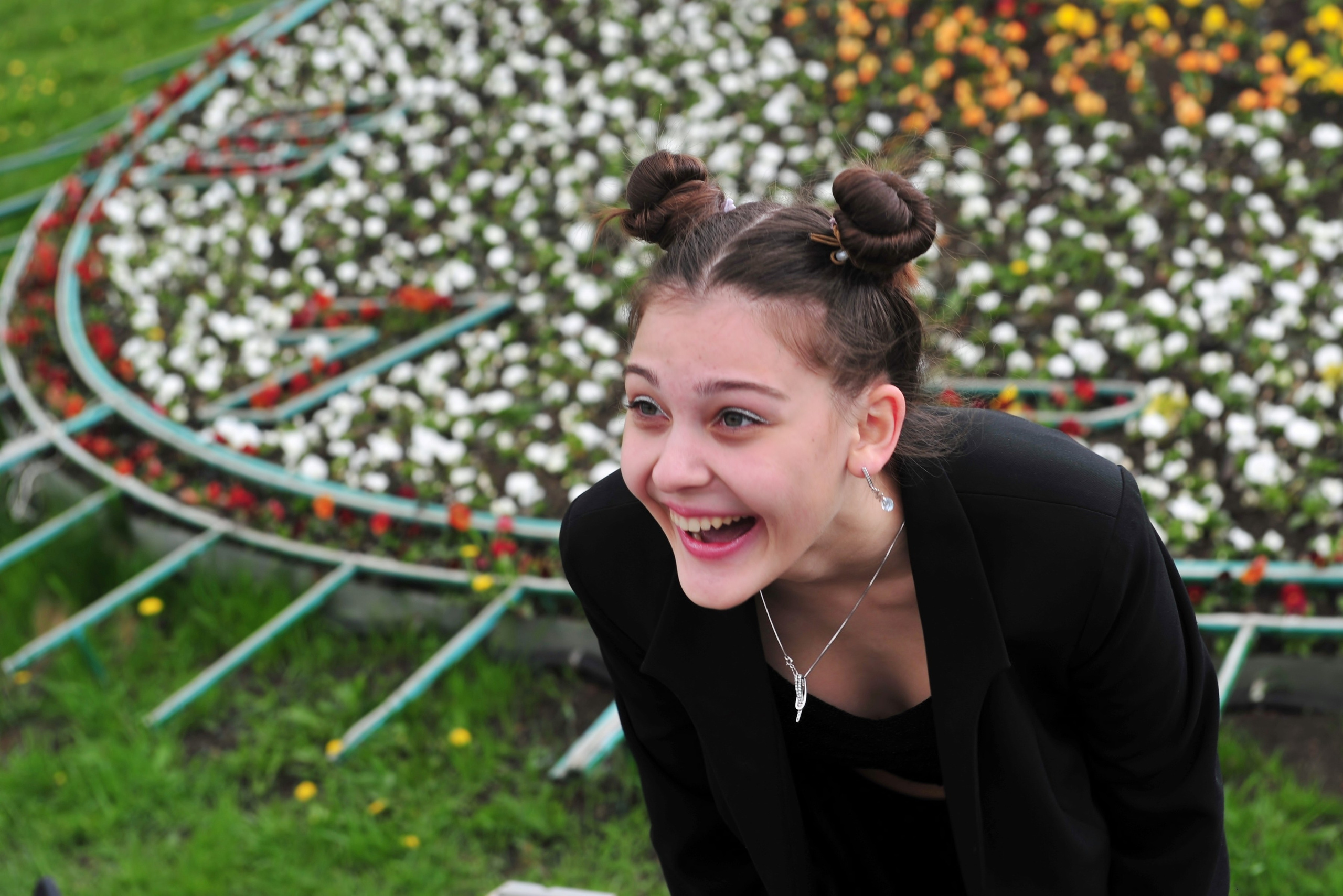 Последний Звонок на Поклонной Горе (уличная фотосессия 9-классников). Свадебный и семейный фотограф в Москве Ирина Гончарова