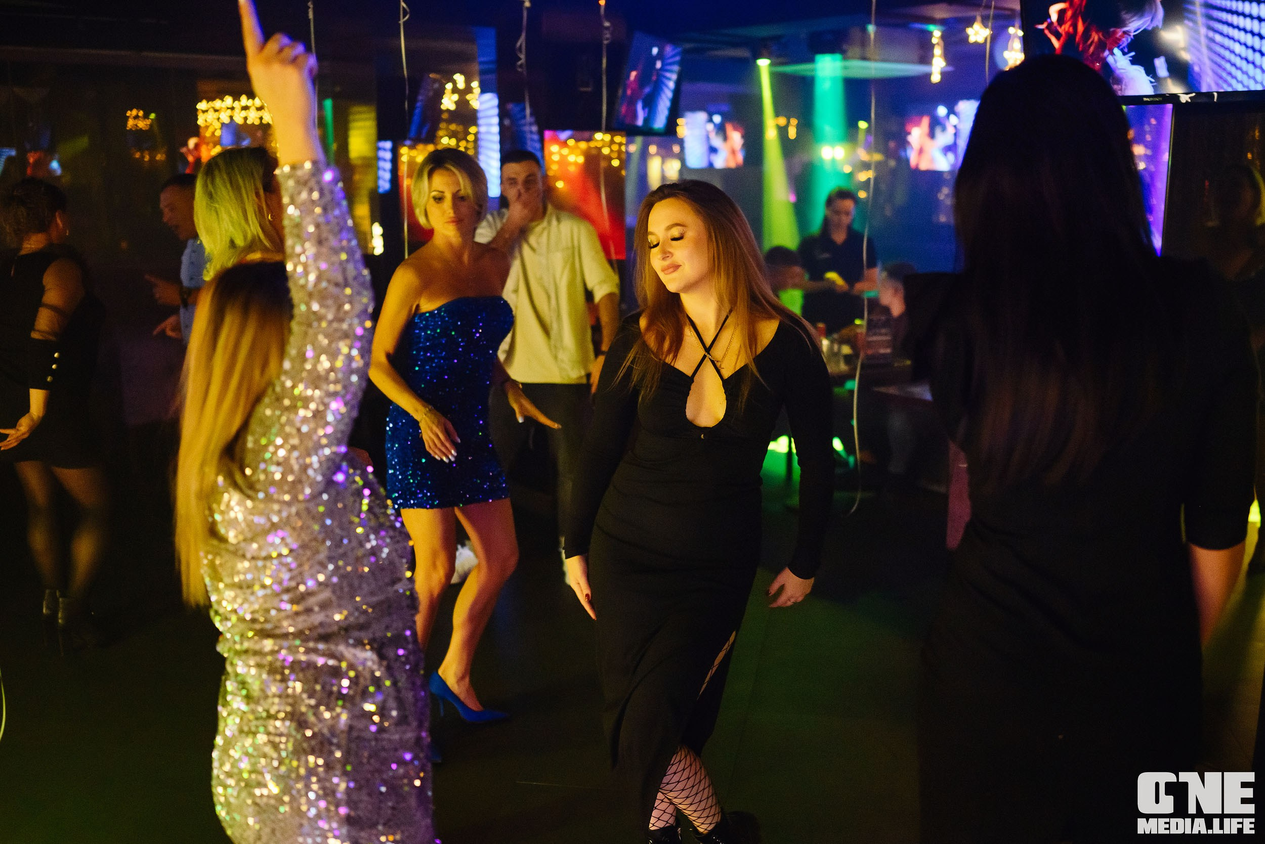 Фоторепортаж из караоке-клуба Эйфория. One Media Life: фоторепортажи, фотоотчеты с мероприятий и заведений