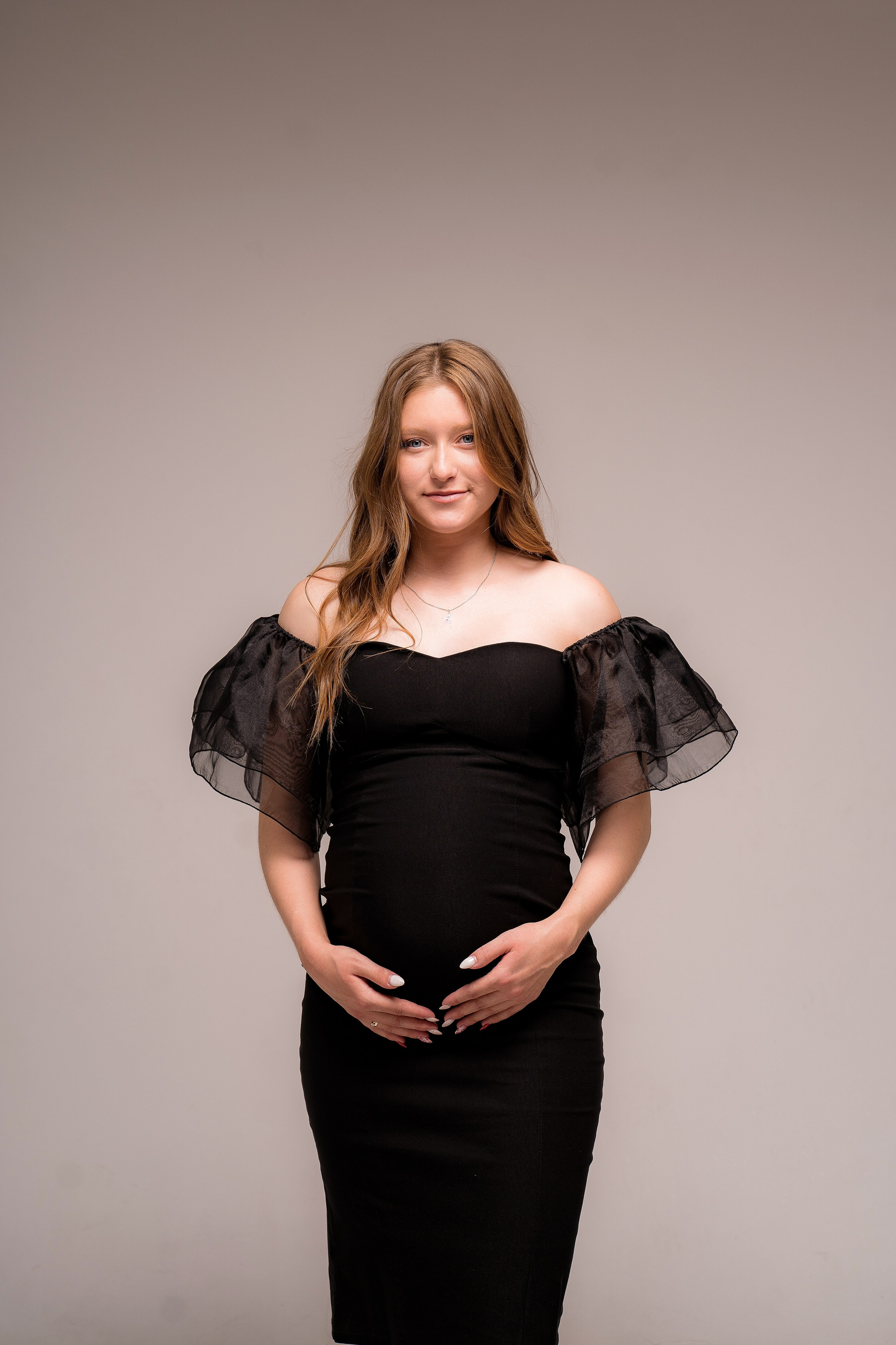 Платья для беременных. Фотостудия Малина в городе Улан-Удэ. Фотограф Ирина Жарникова