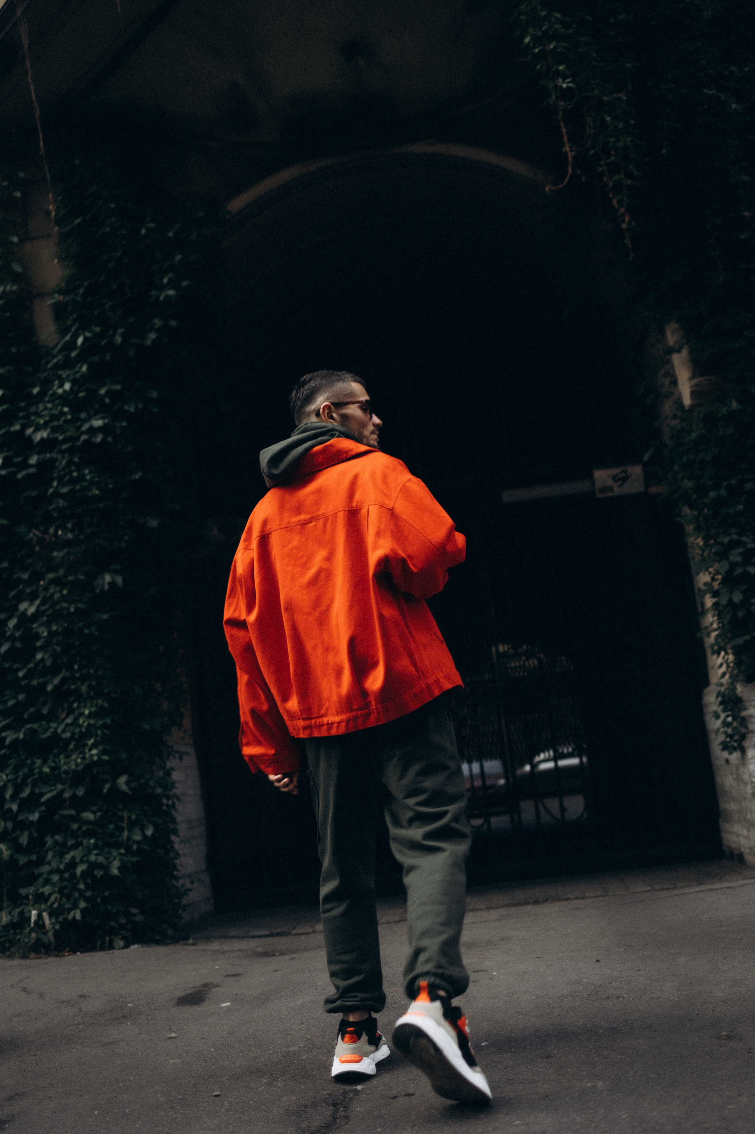 Стилист Андрей фотопрогулка по Питеру. Фотограф Артем Бросов в Санкт-Петербурге и Дубае