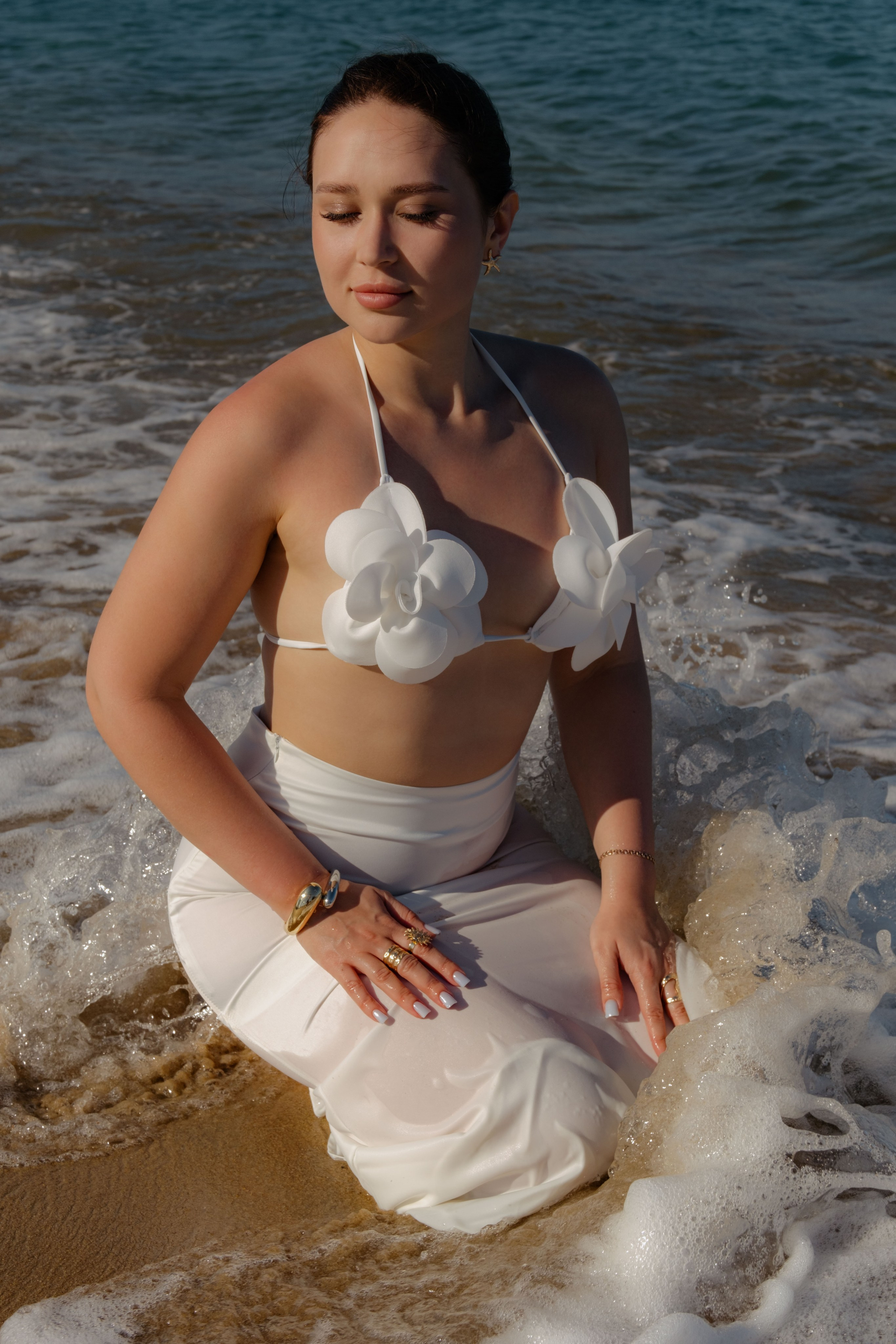 Daria. Painting "At dawn". Portrait photographer Nha Trang | Julia Meshanina