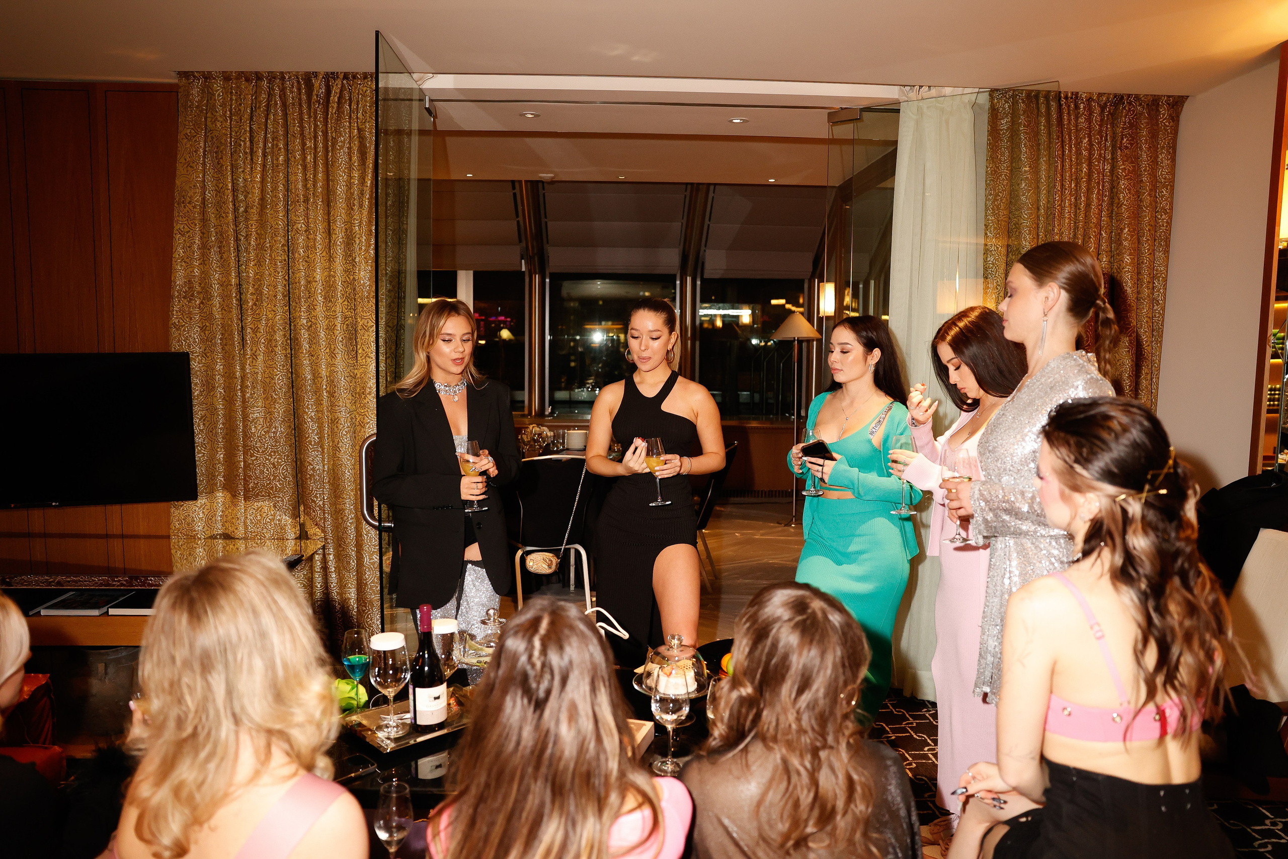 КАТЯ АДУШКИНА. Nikolskayasecular