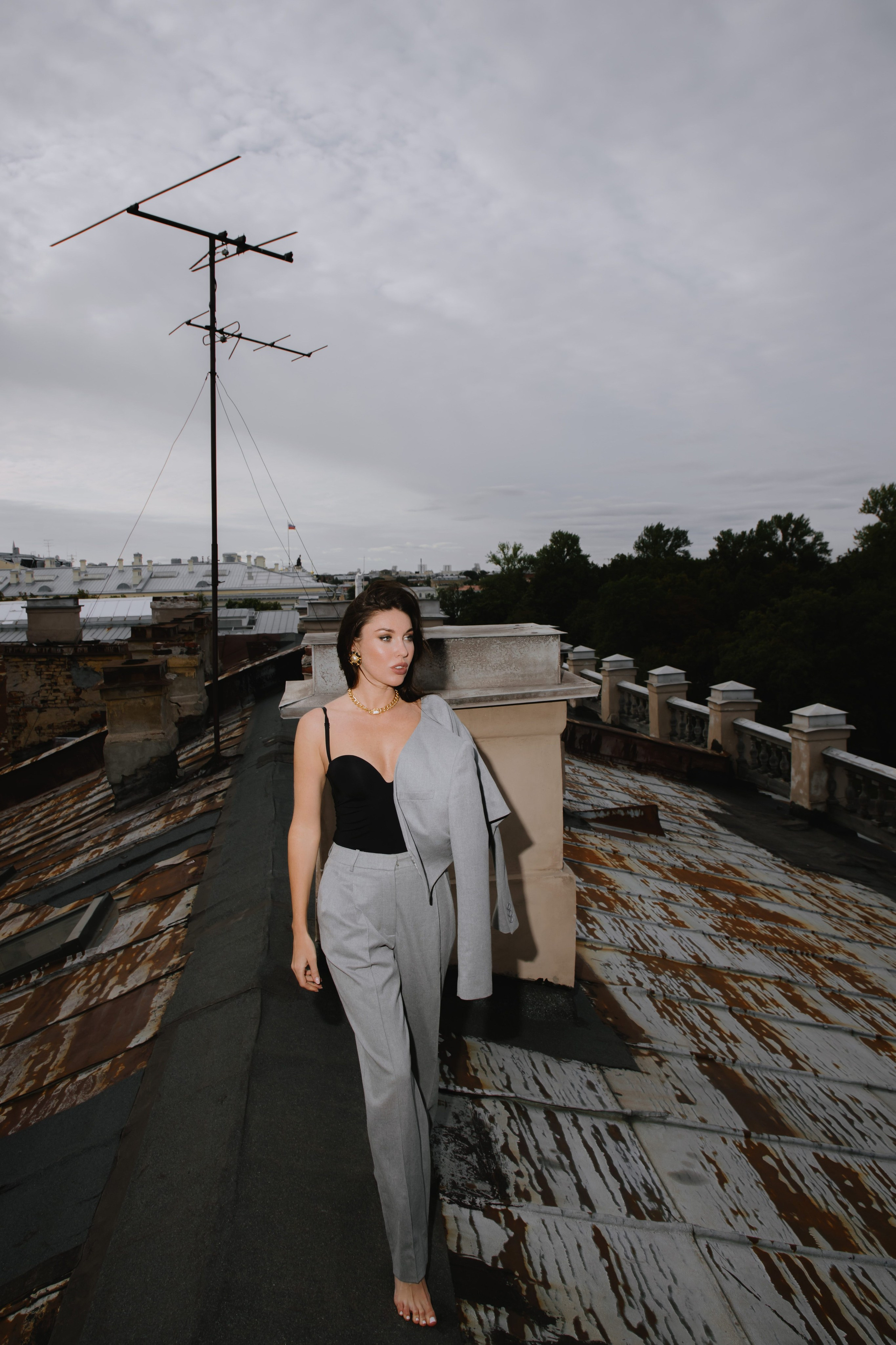 Вероника (съемка на крыше). Фотограф в Москве и Санкт-Петербурге Дарина