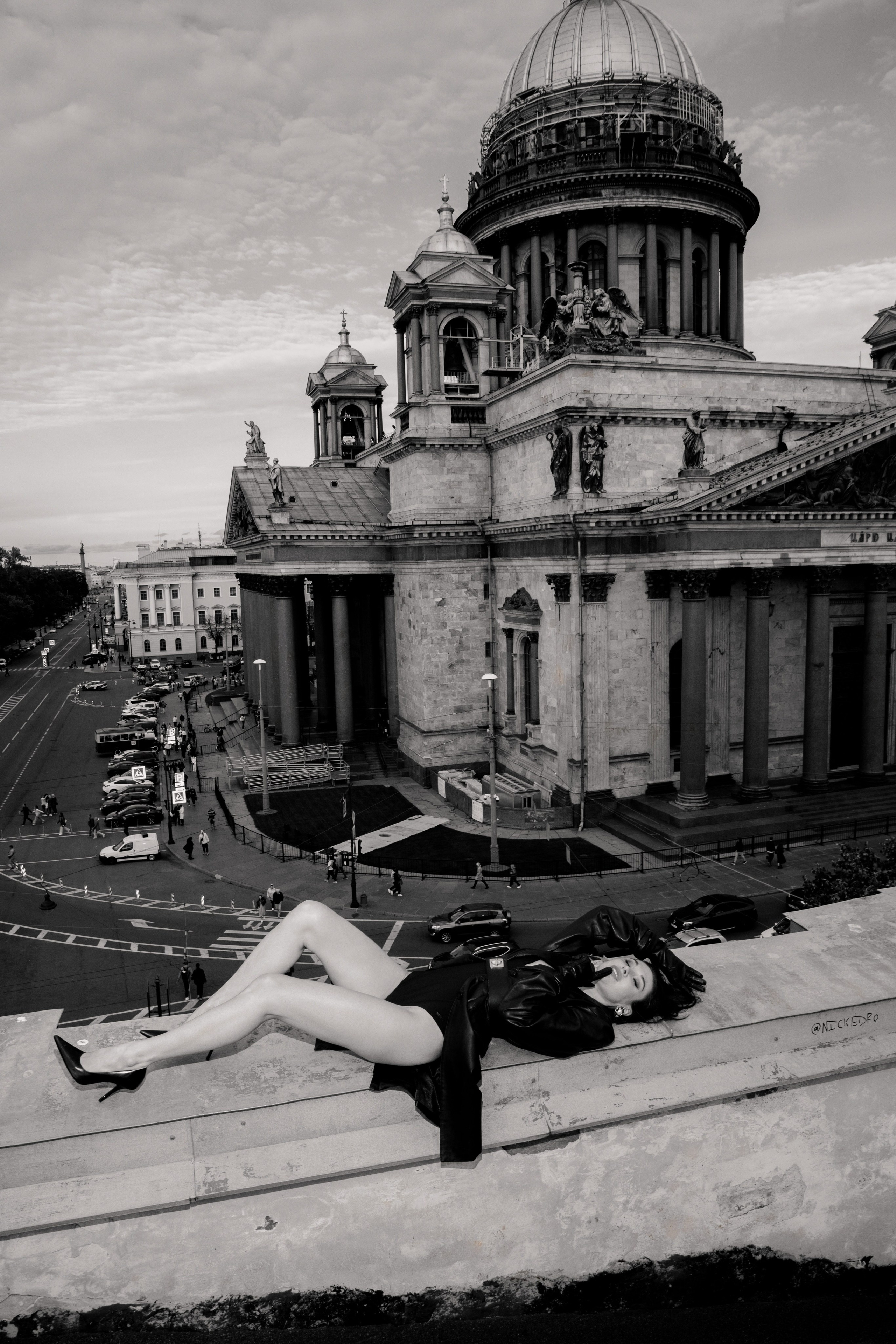 Вероника (съемка на крыше). Фотограф в Москве и Санкт-Петербурге Дарина