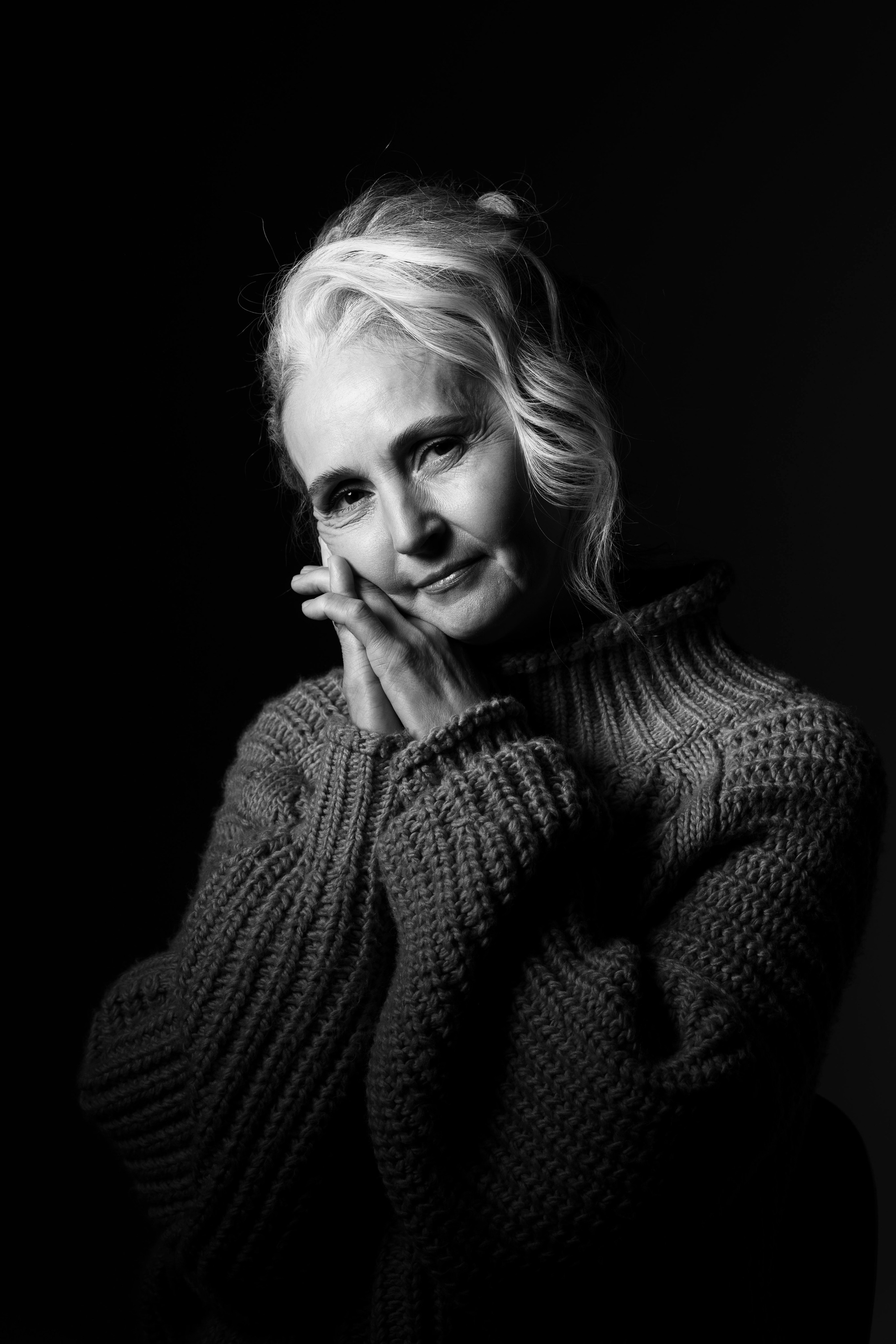 Елена. Главная