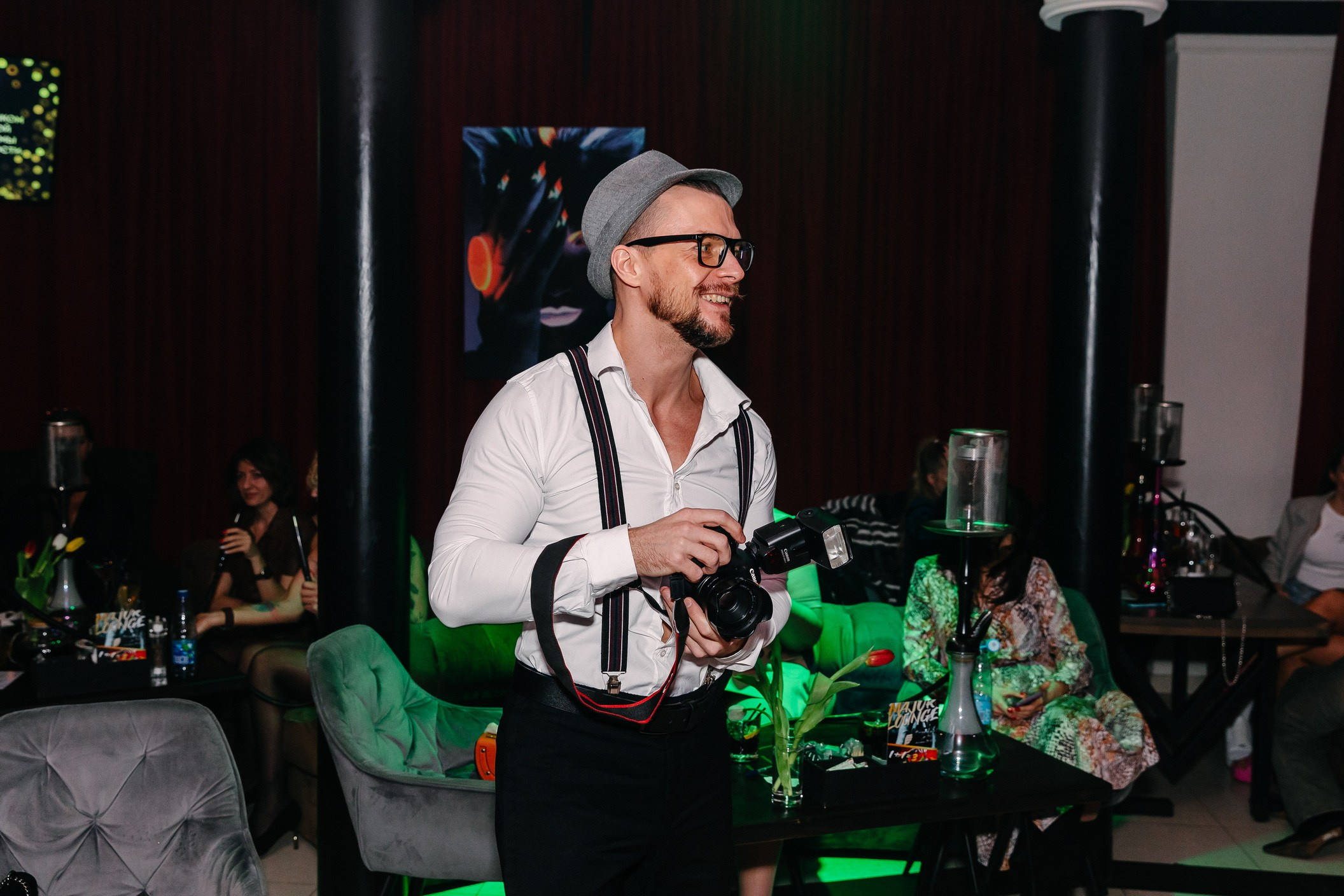 8 марта в лаунж-баре Major 2024. Свадебный, семейный и детский фотограф в Калининграде Елена Кравцова