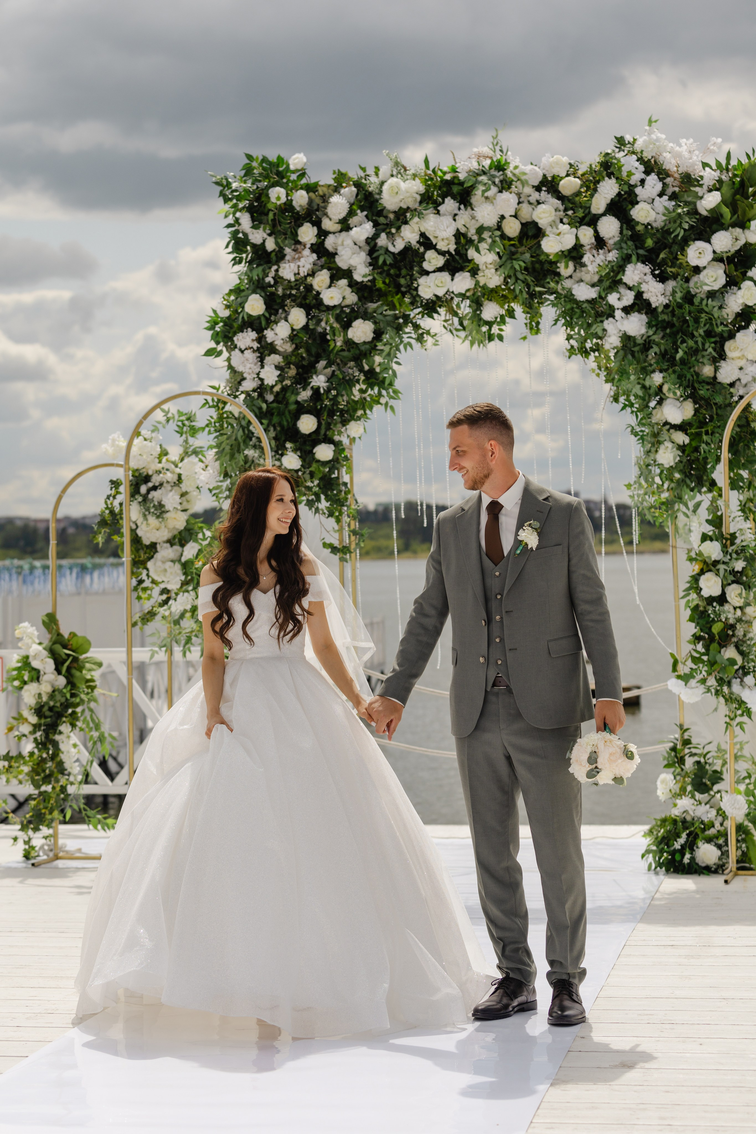 Саша и Алина. Главная