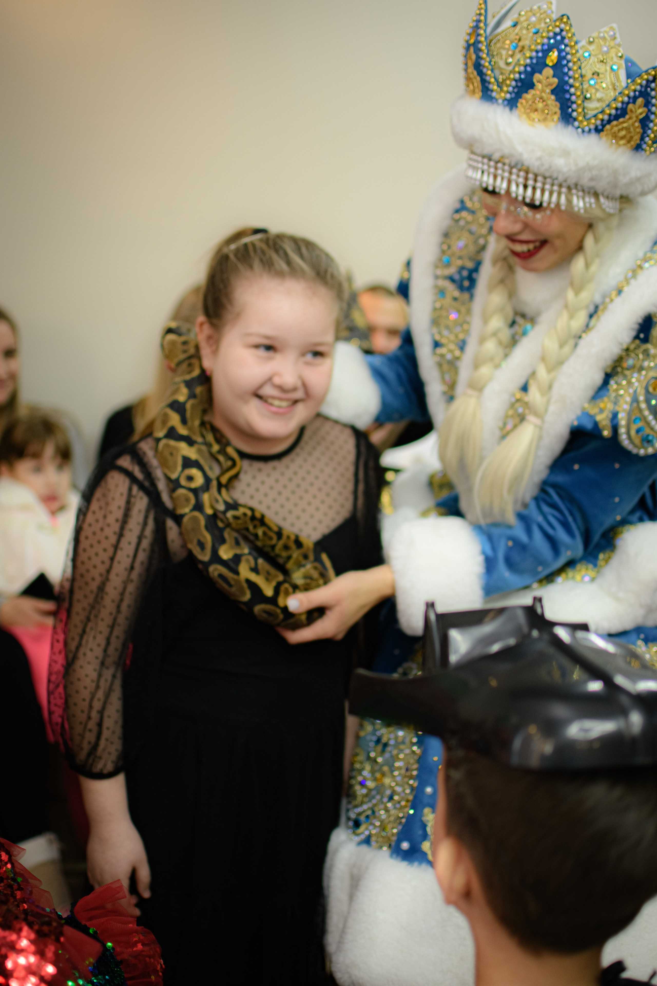 HAPPY NEW YEAR. Photokarish