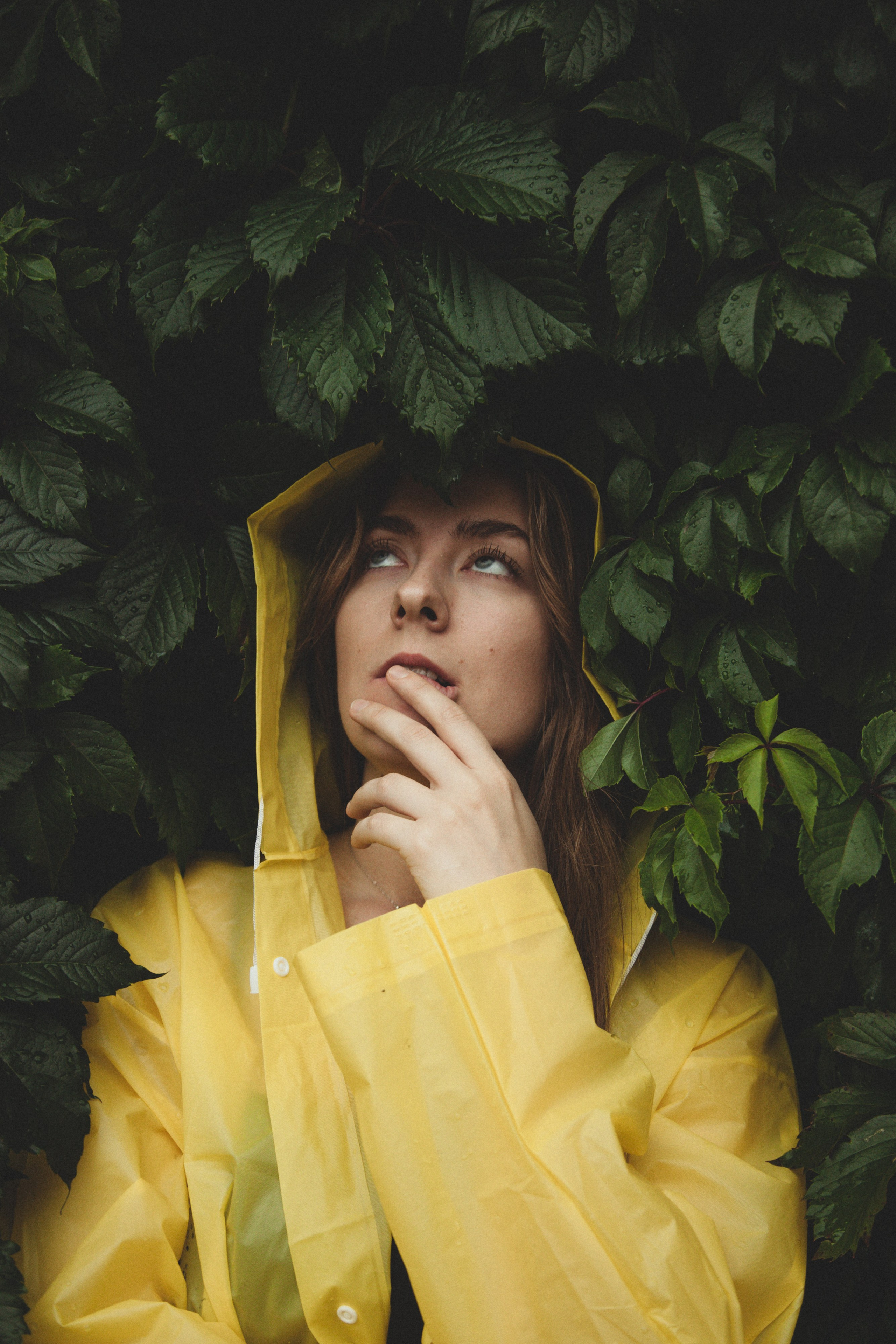 В дождевике. Женский портрет в Нижнем Новгороде Татьяна Малюгина