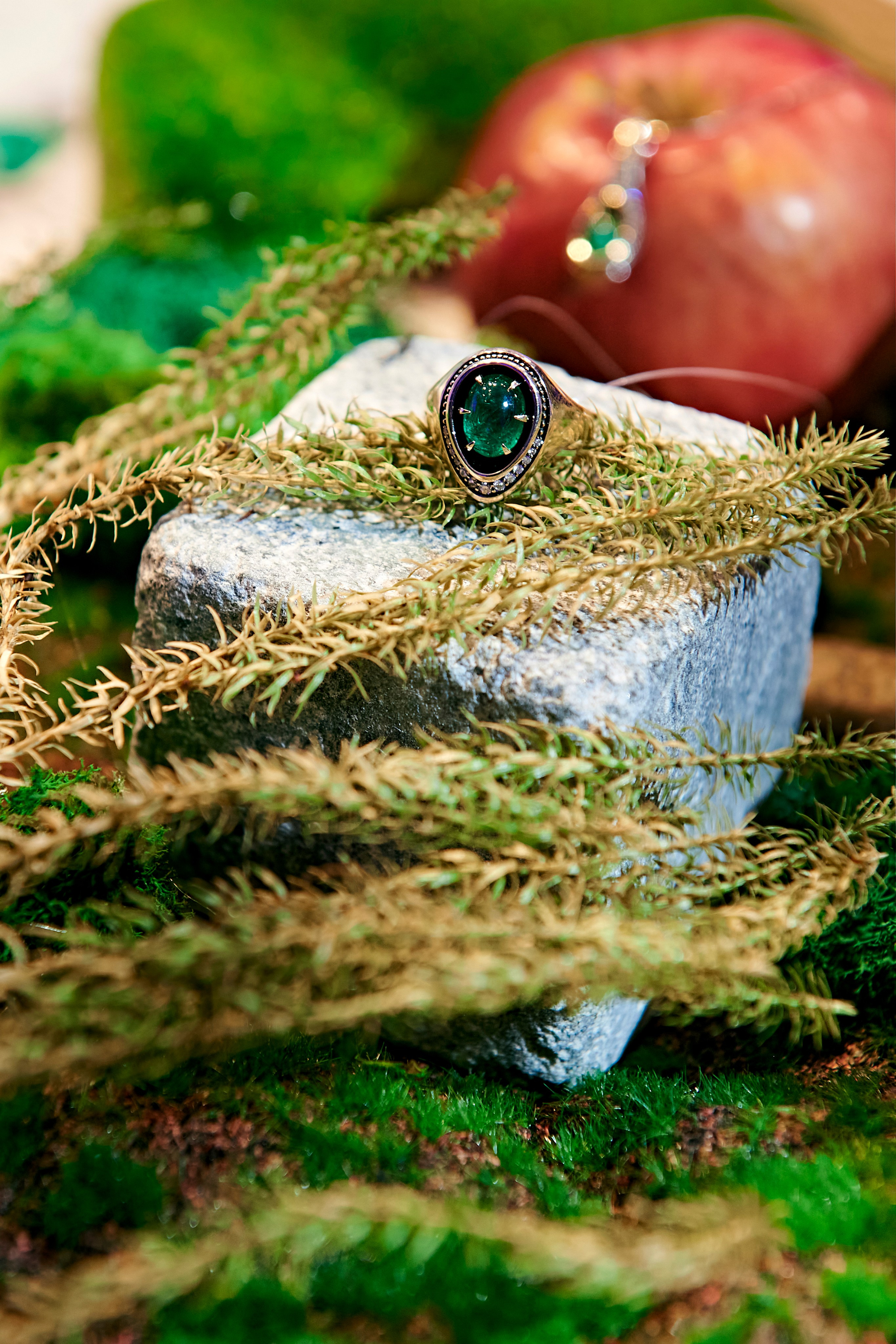 Ювелирный дом Ринго «Драгоценная история Урала». Фотограф Постольник Дарья