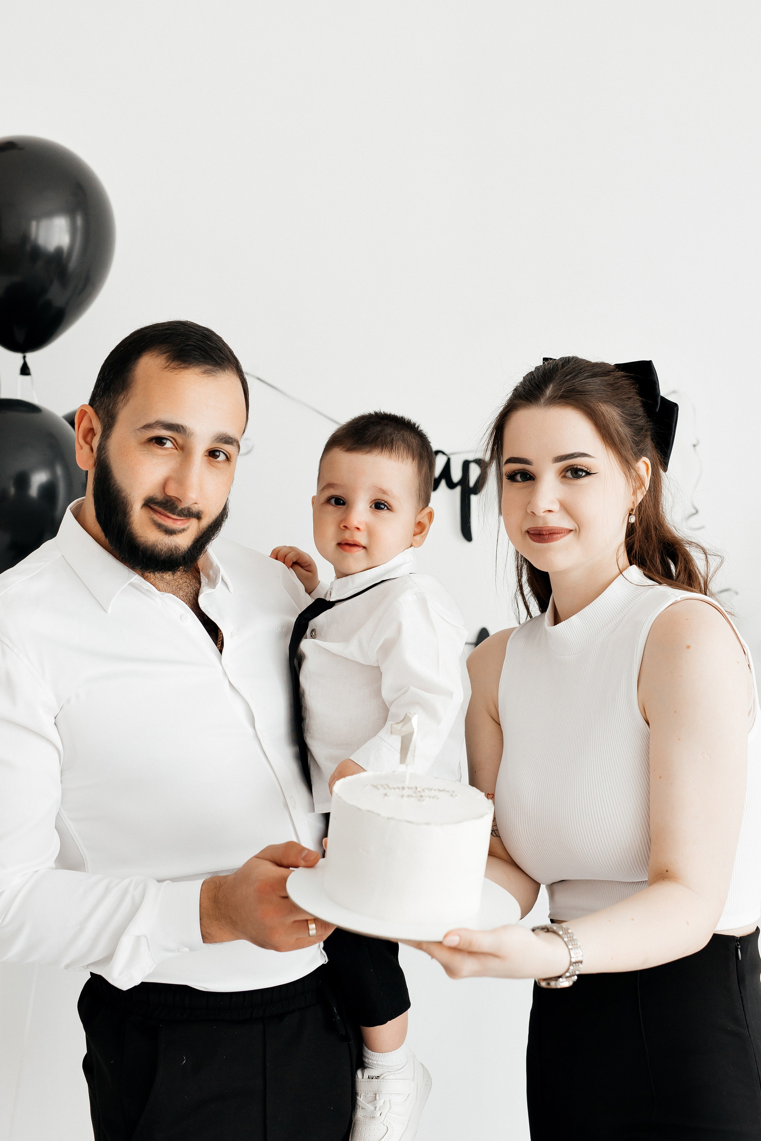 Годик минимализм. Профессиональная детская и семейная фотостудия в Краснодаре