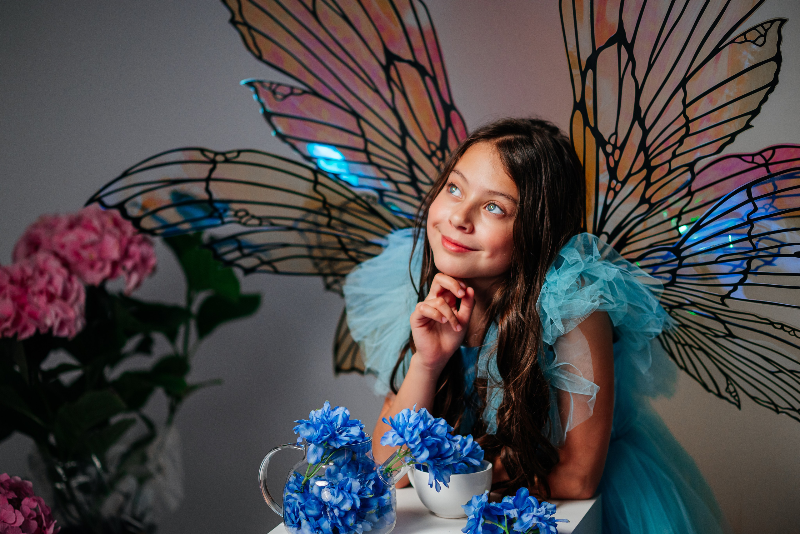 Вероника и гортензии. Семейный фотограф в Краснодаре