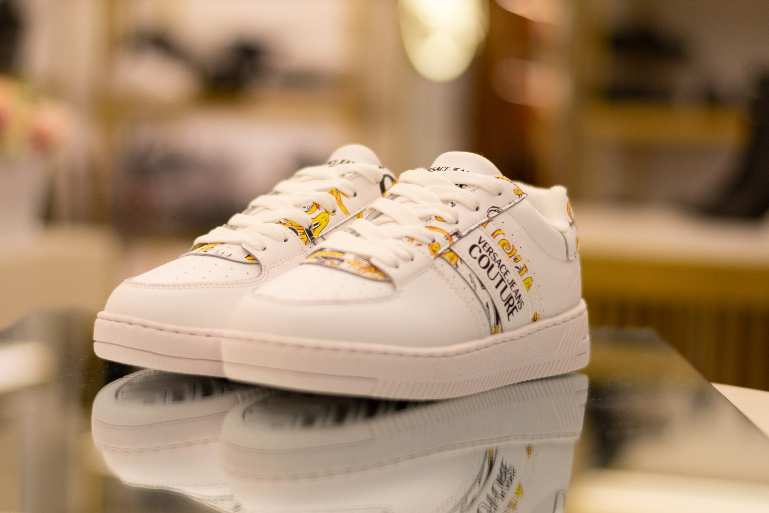 Для организаций. Предметная фотосессия для обувного магазина Capsula. Фотограф/видеограф Богдан Голованов