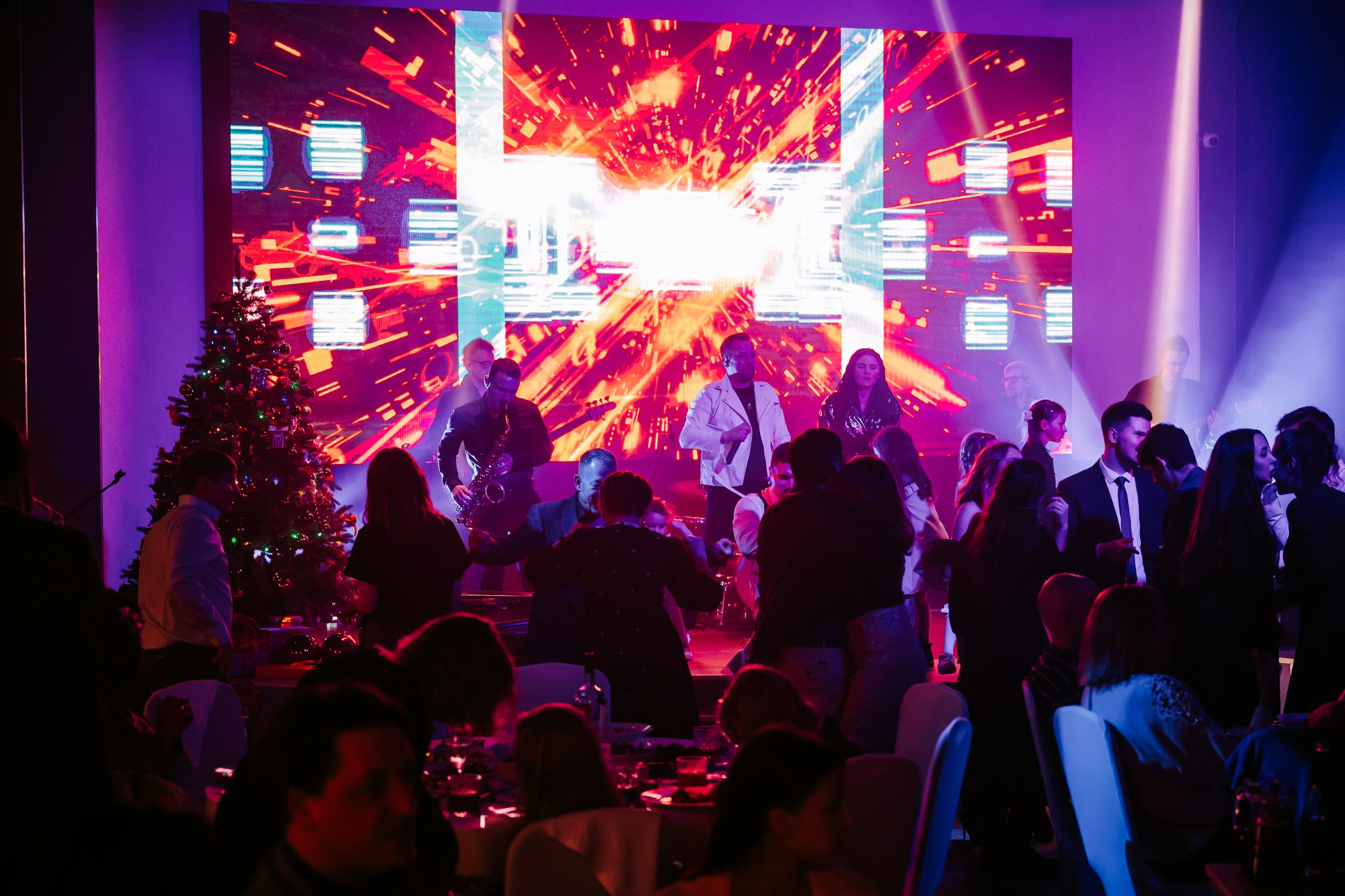 Новогодний корпоратив. Фотограф Дмитрий Сермяжко