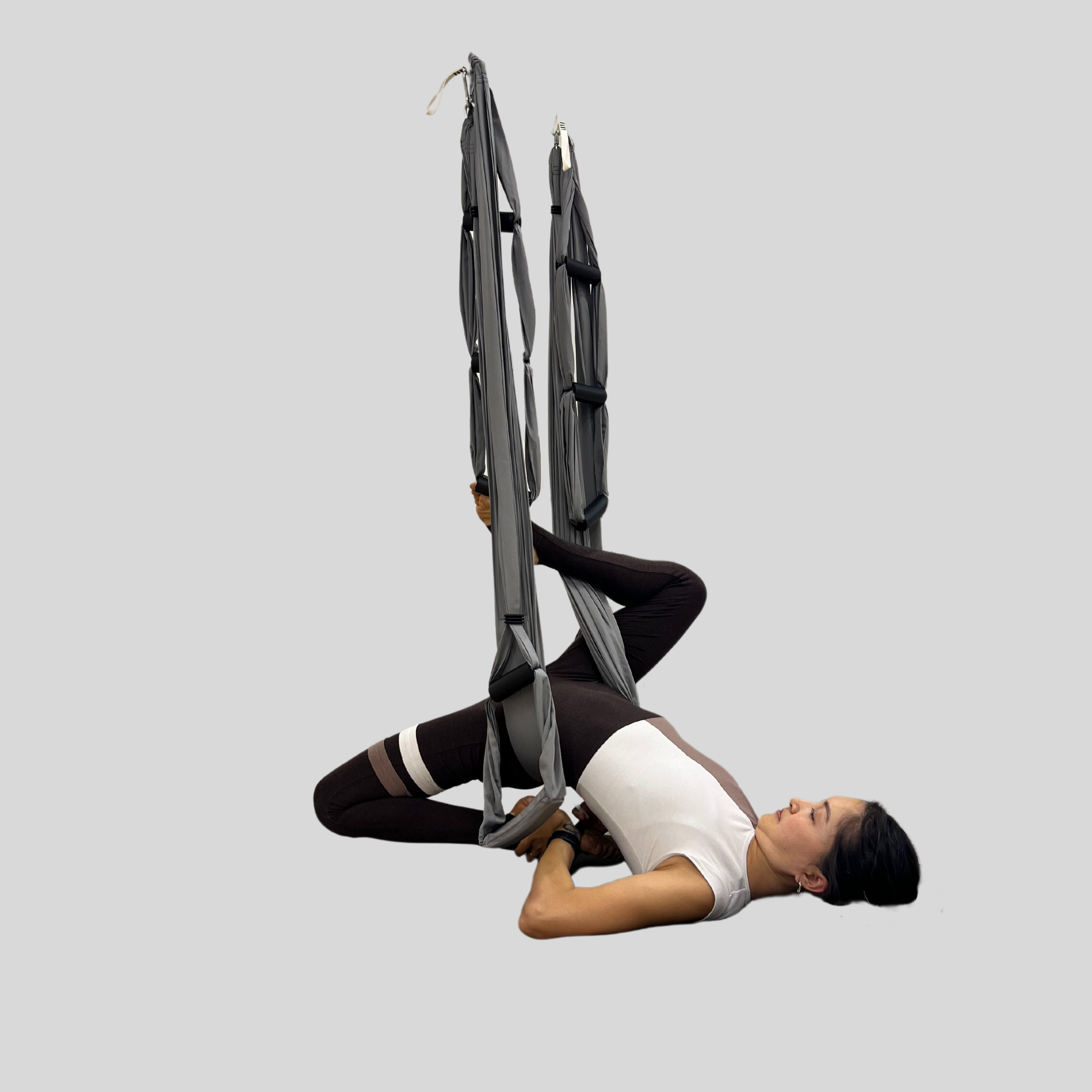 Н Вис под крестец (1). Преподаю и провожу обучение по флай йоге