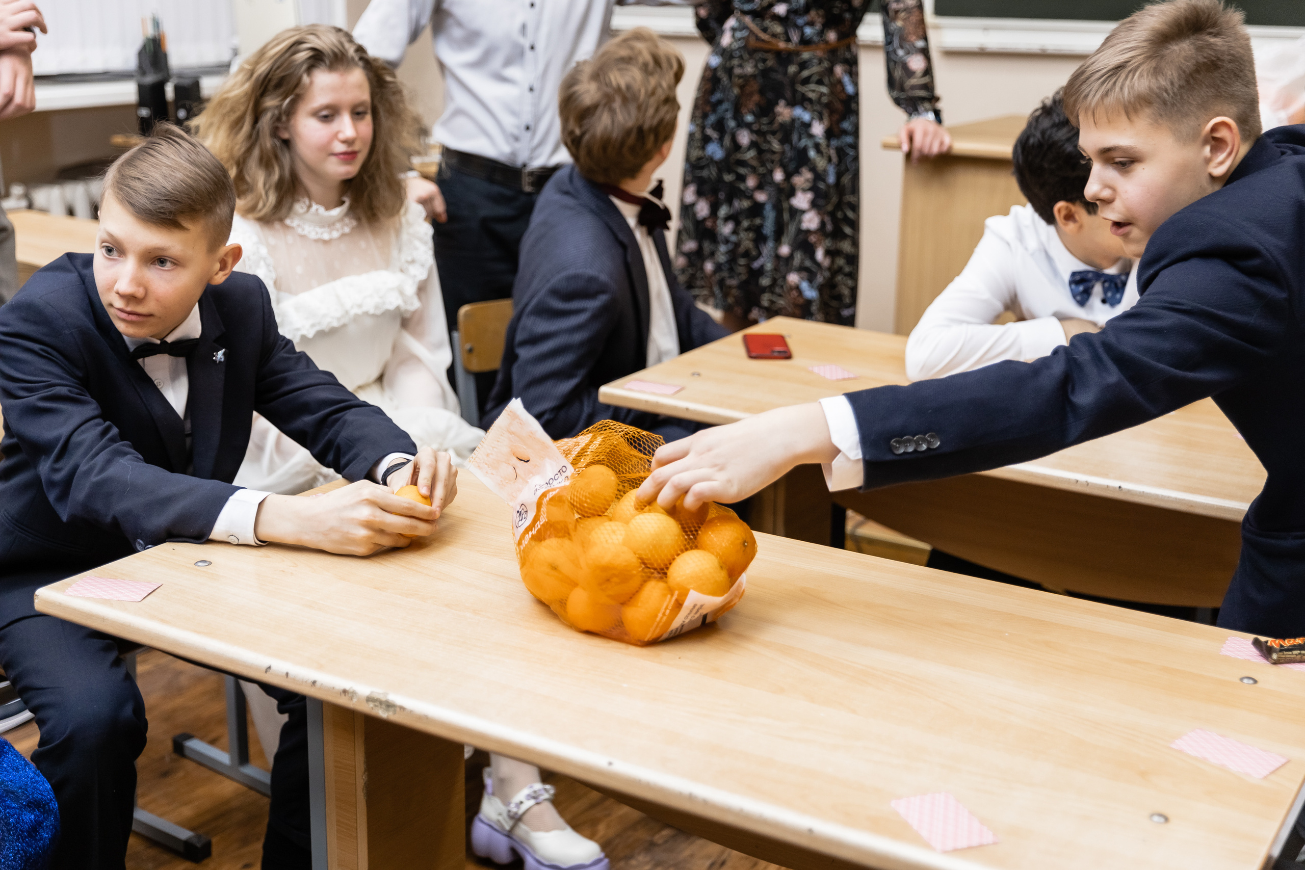 Новогодний бал в тридцадке. Евгения Стриженова — репортажный фотограф в Санкт-Петербурге