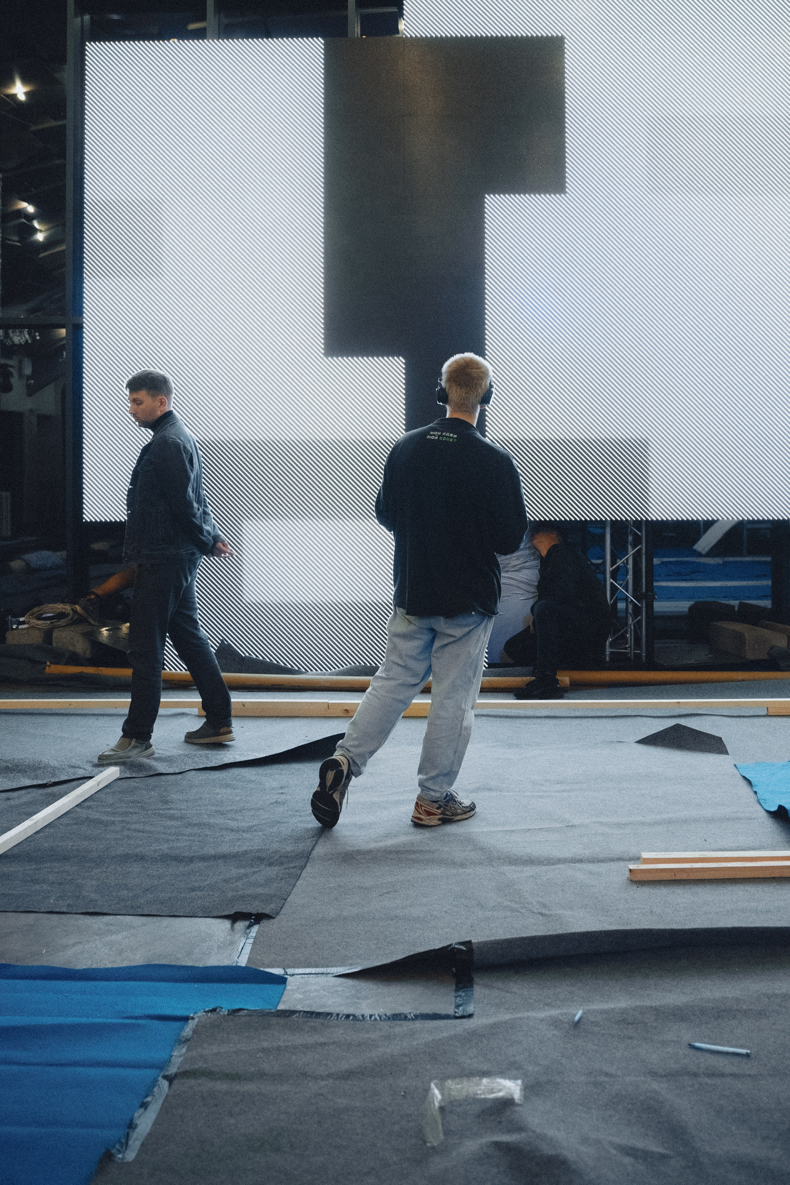 Бэки монтаж