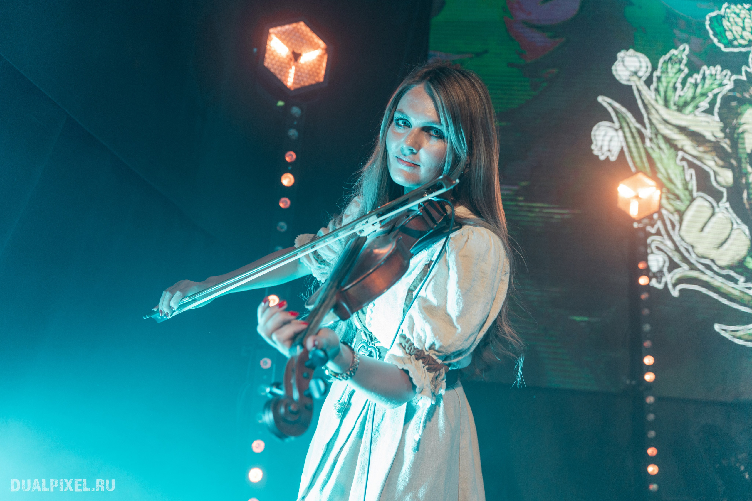 Тролль гнёт ель. Магия музыки в кадре: Концертная Фотография