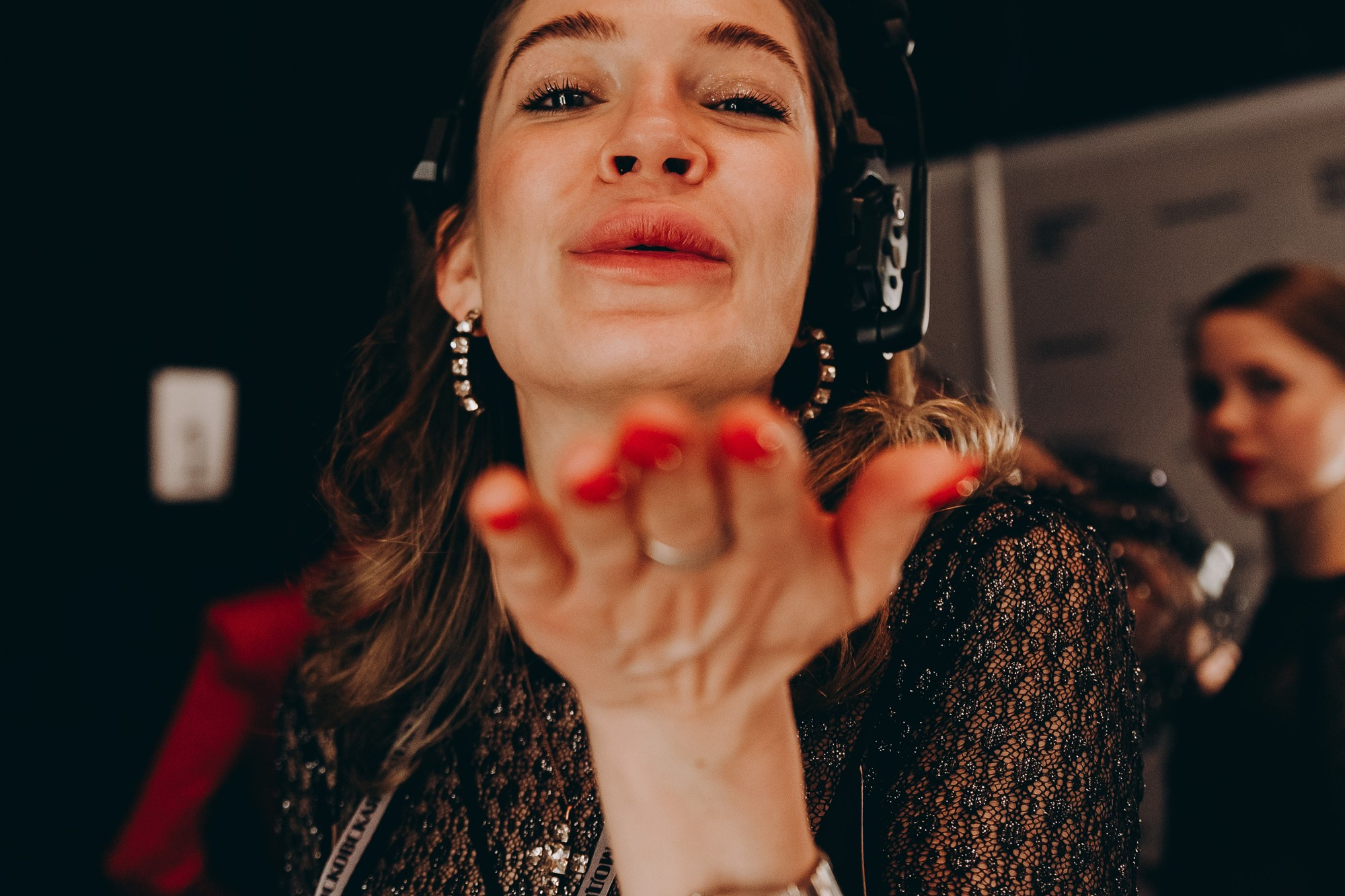 Где мода снимает маски. Backstage недели моды в Москве. Татьяна Фомичева. Репортажный и светский фотограф в Москве