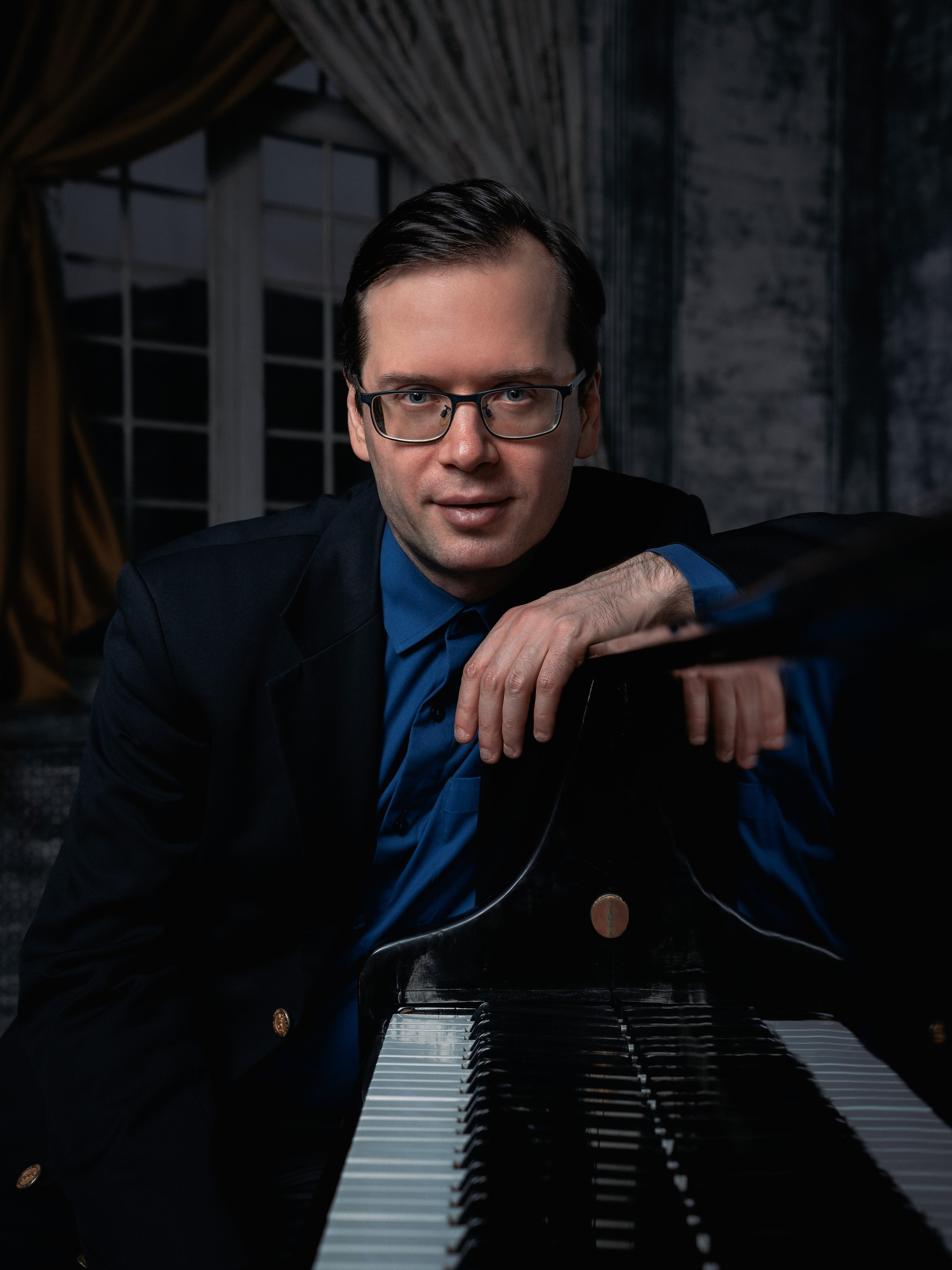 Maestro. Портретный фотограф Москва Белогорцев Сергей