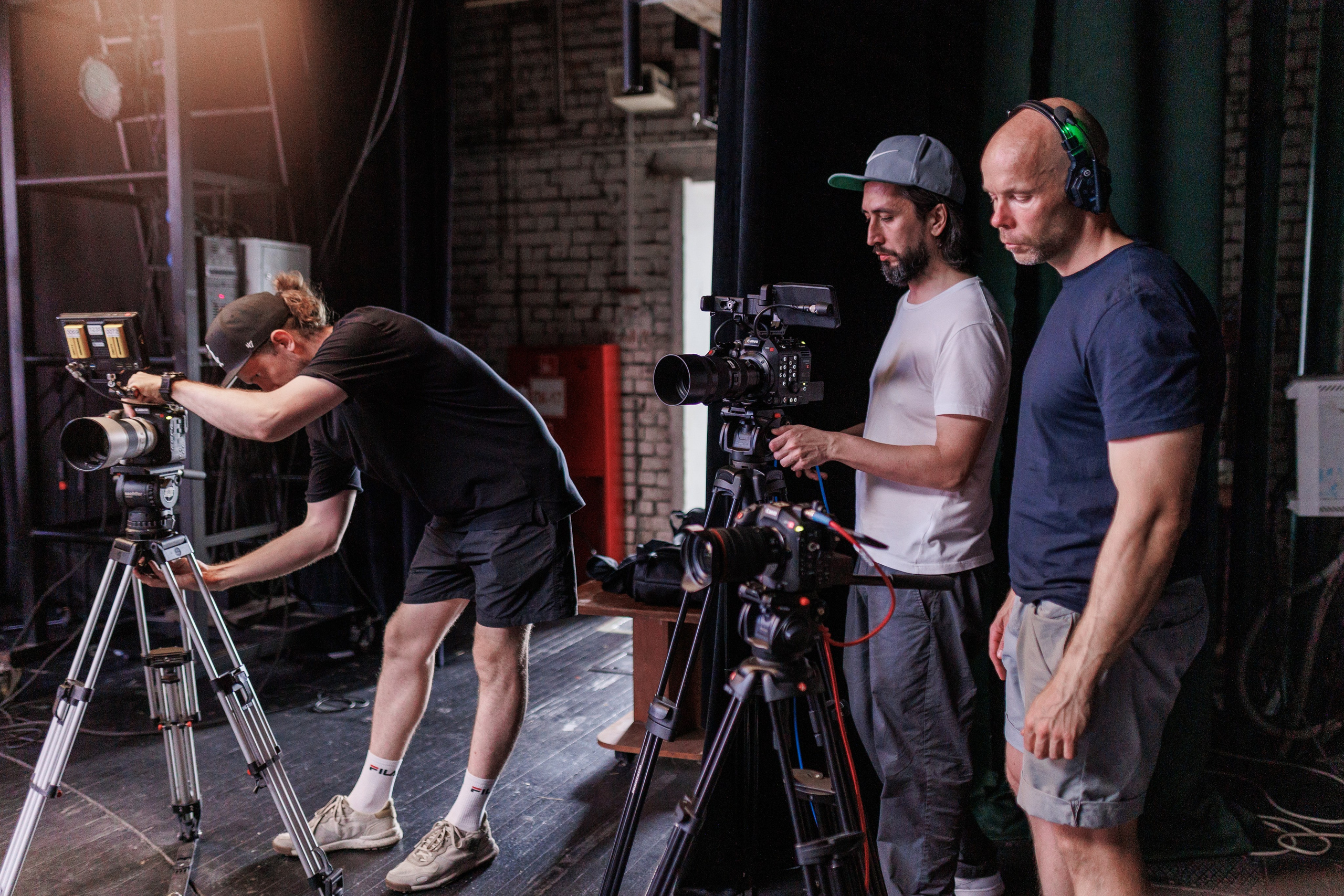 «Громко и честно» backstage «Бонд с кнопкой». Фотограф городских и семейных событий Артем Карпухин
