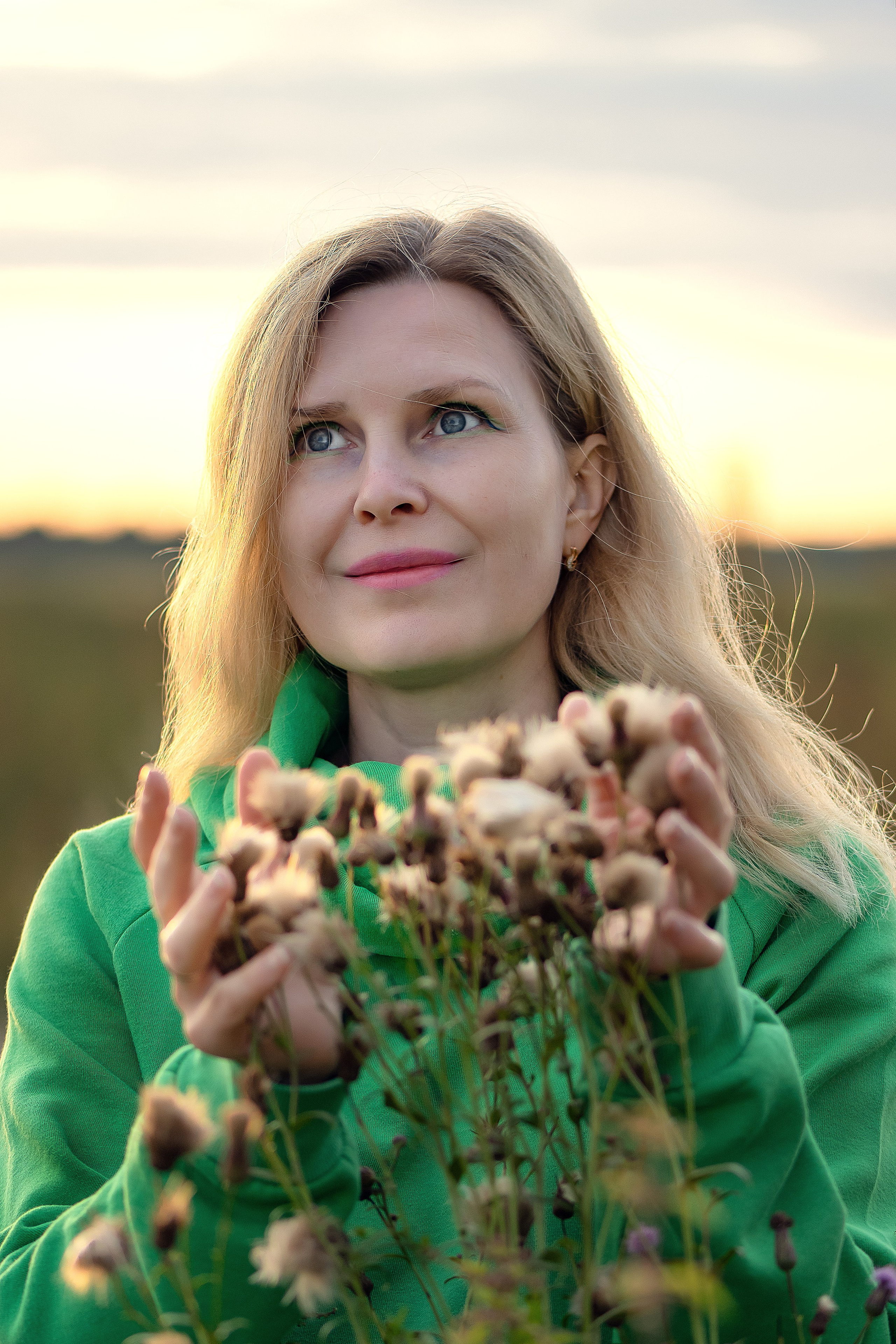 Не студийные. Главная