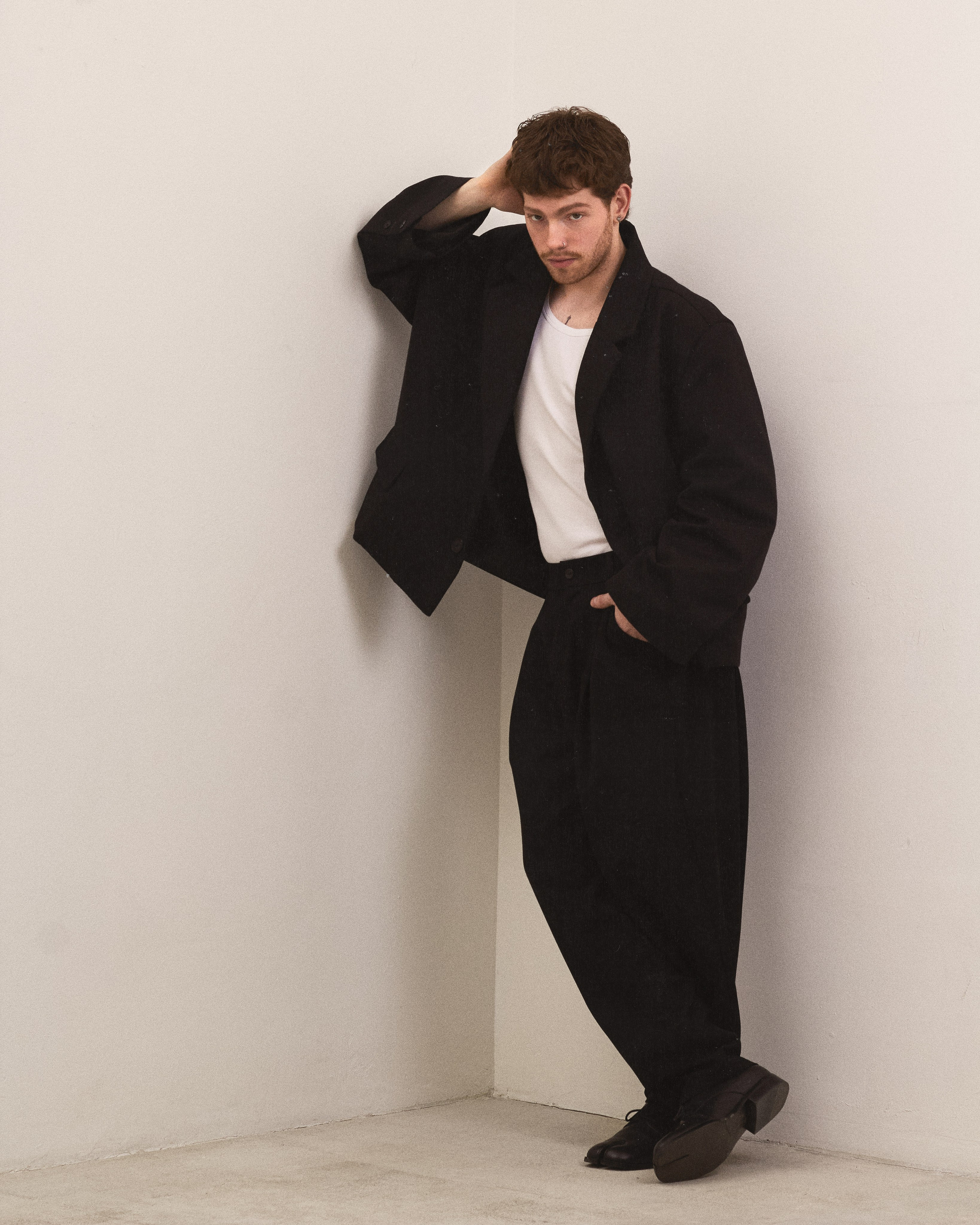 Artem & Zara 90s vibe / the second series. Gofman Roman — photographer