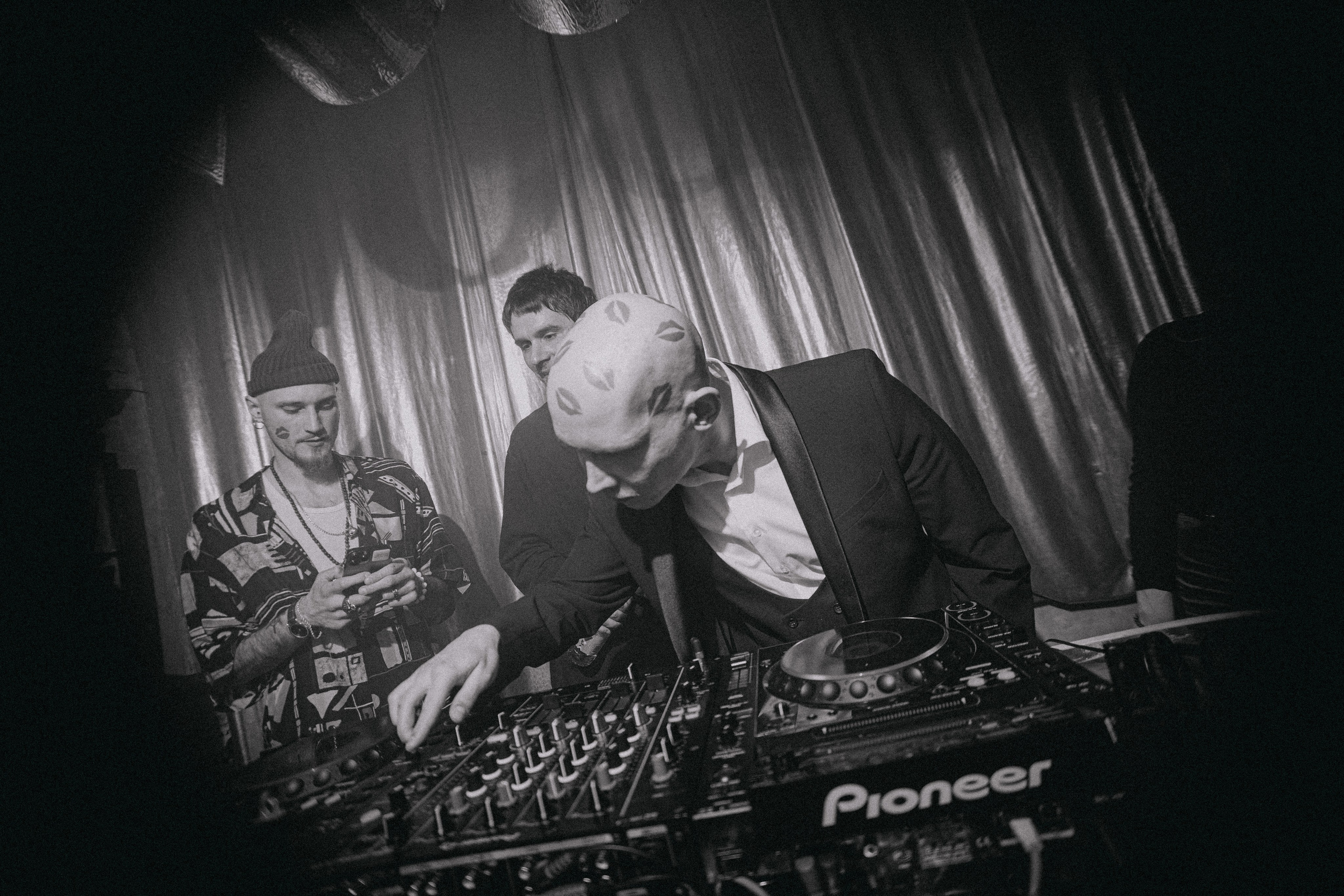 VOGUE BAL 14.02. Фотограф Егор Огородов