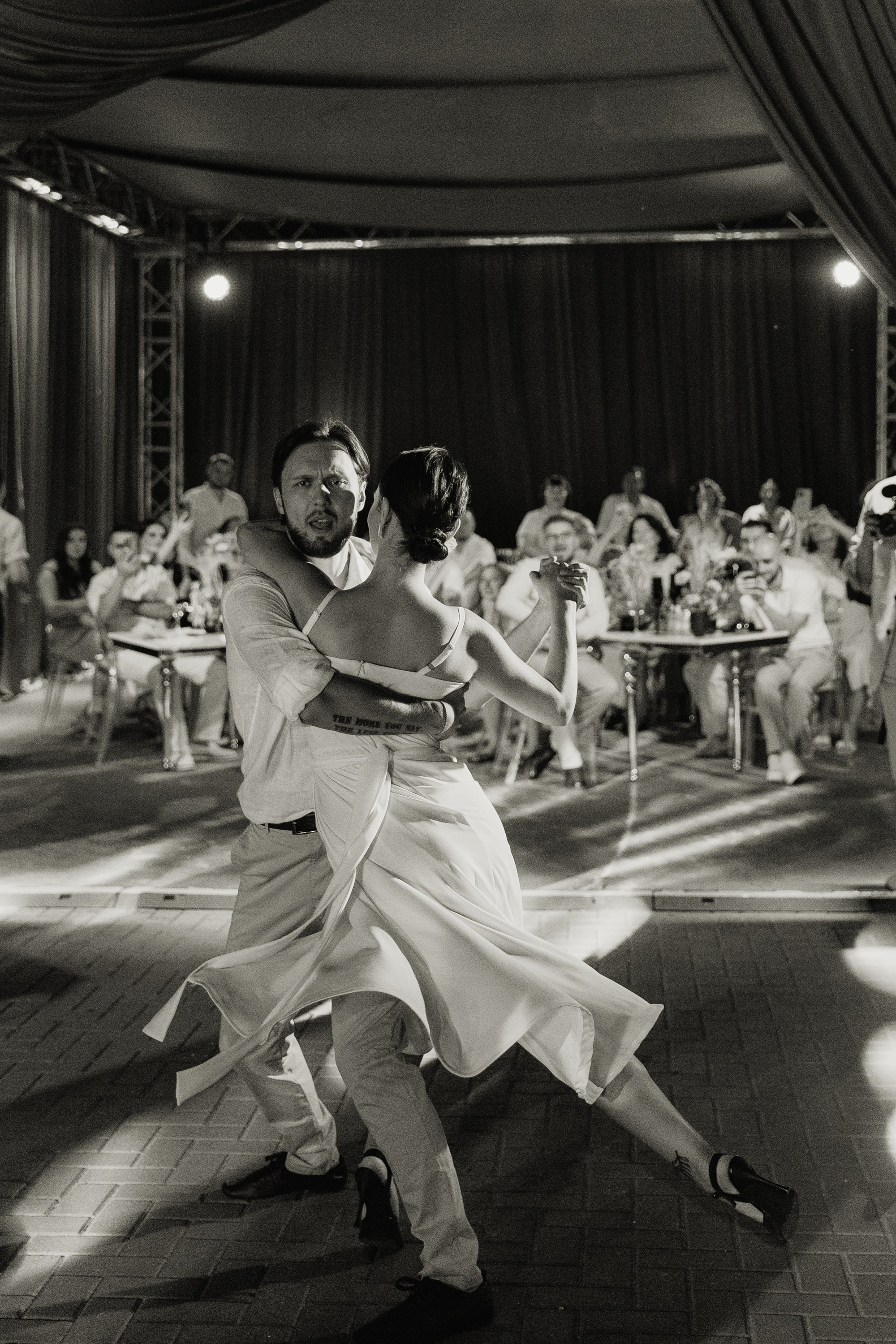 V&E | On The Moon. Свадебная фотография и видеосъёмка