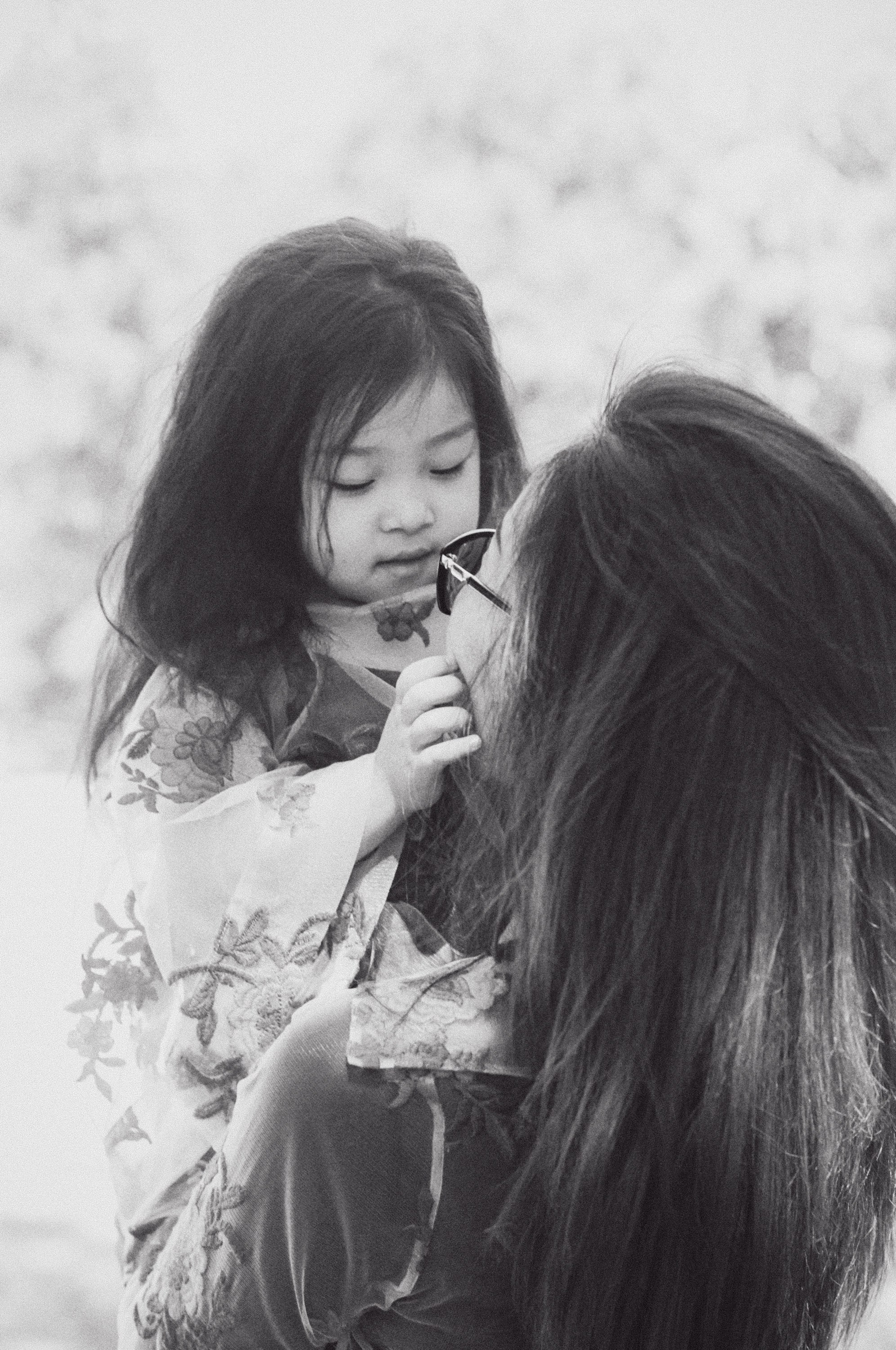 Летняя прогулка мамы и дочери. Фотограф Наталья Гончарова. Снимаю живые портреты в Алматы