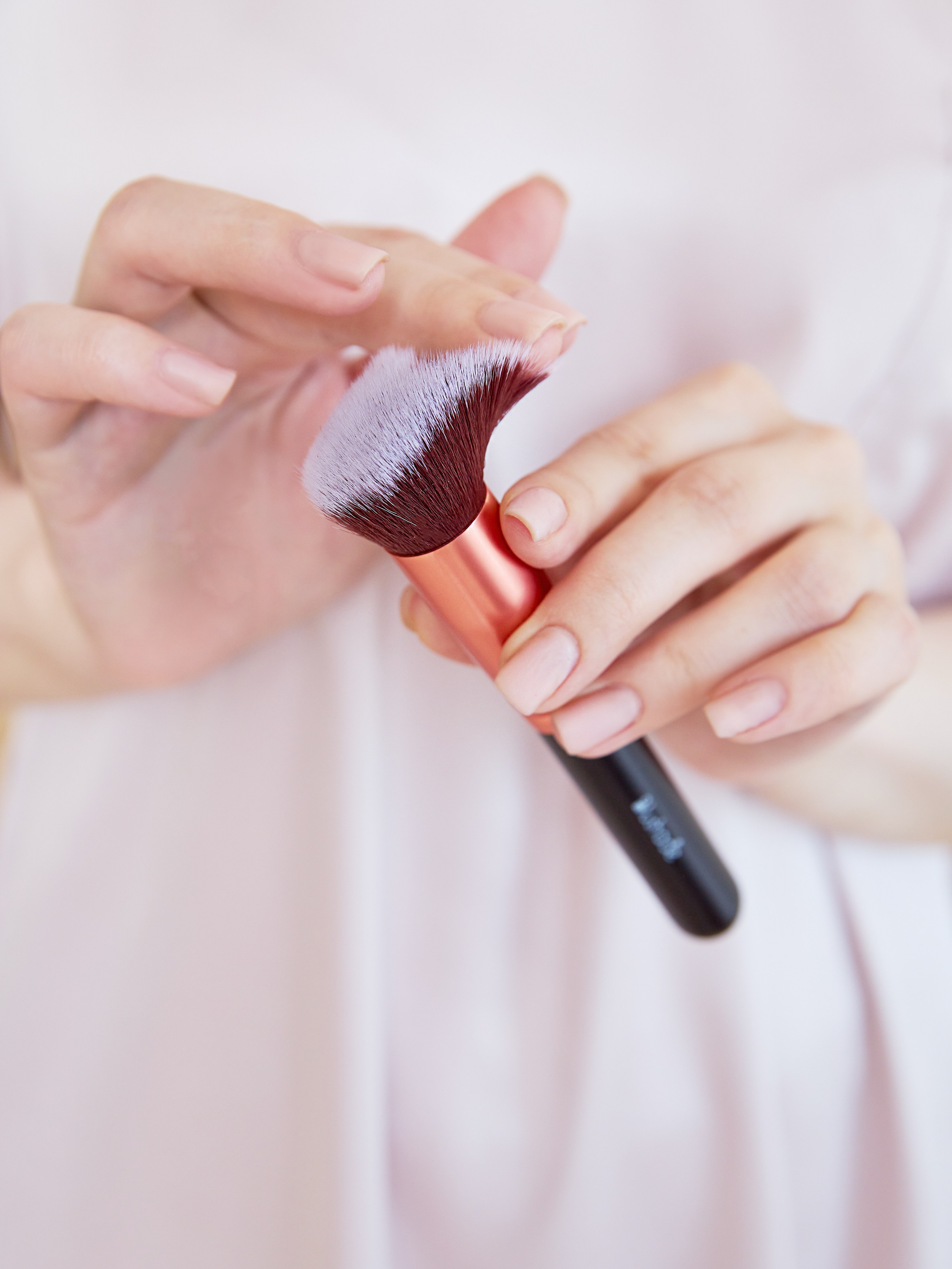 Николь Г. Фото и видео продакшн в Москве — съемка для брендов и маркетплейсов