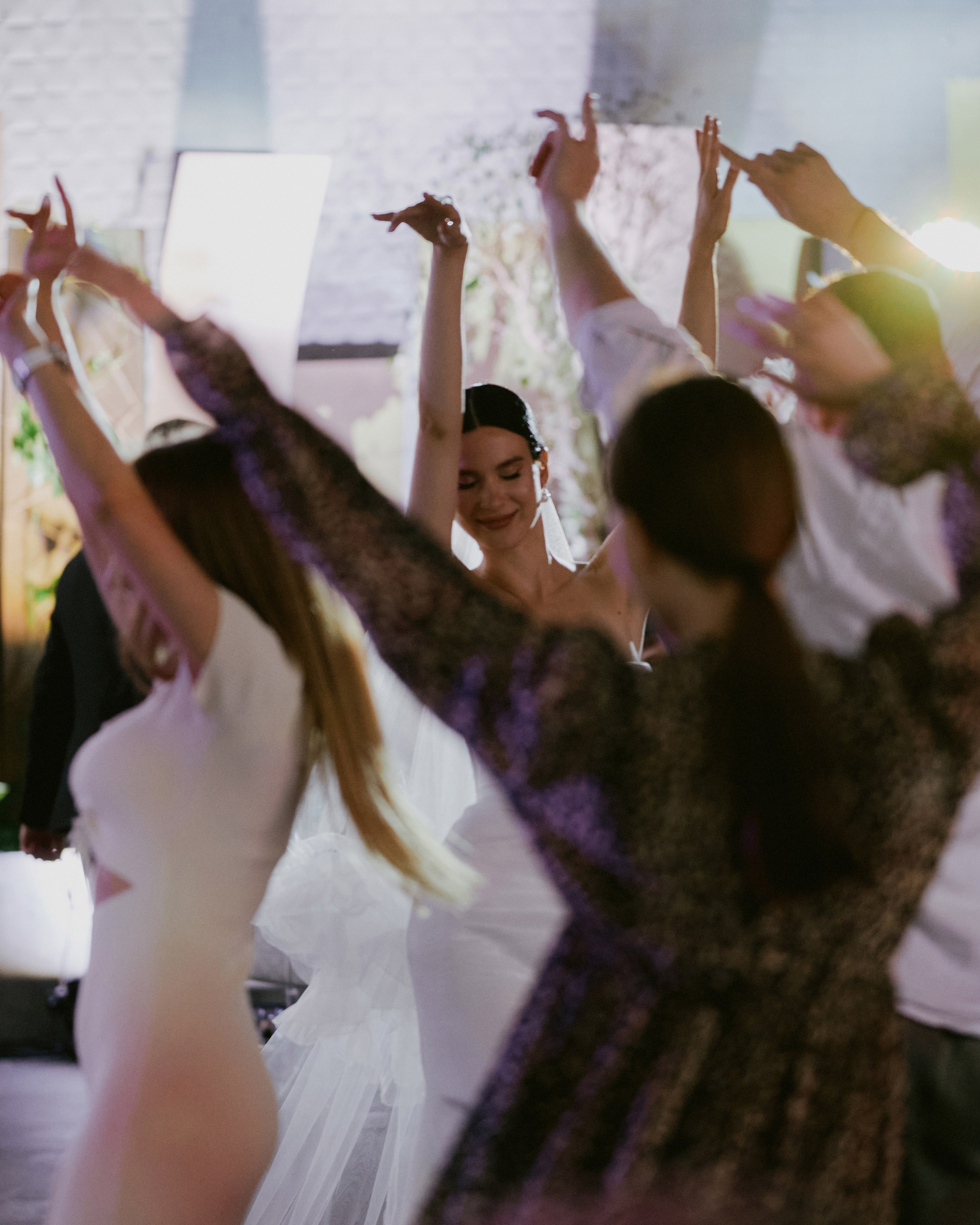 Она похожа на Меган Фокс. Свадебный фотограф в Ростовe-на-Дону Анастасия Прутова