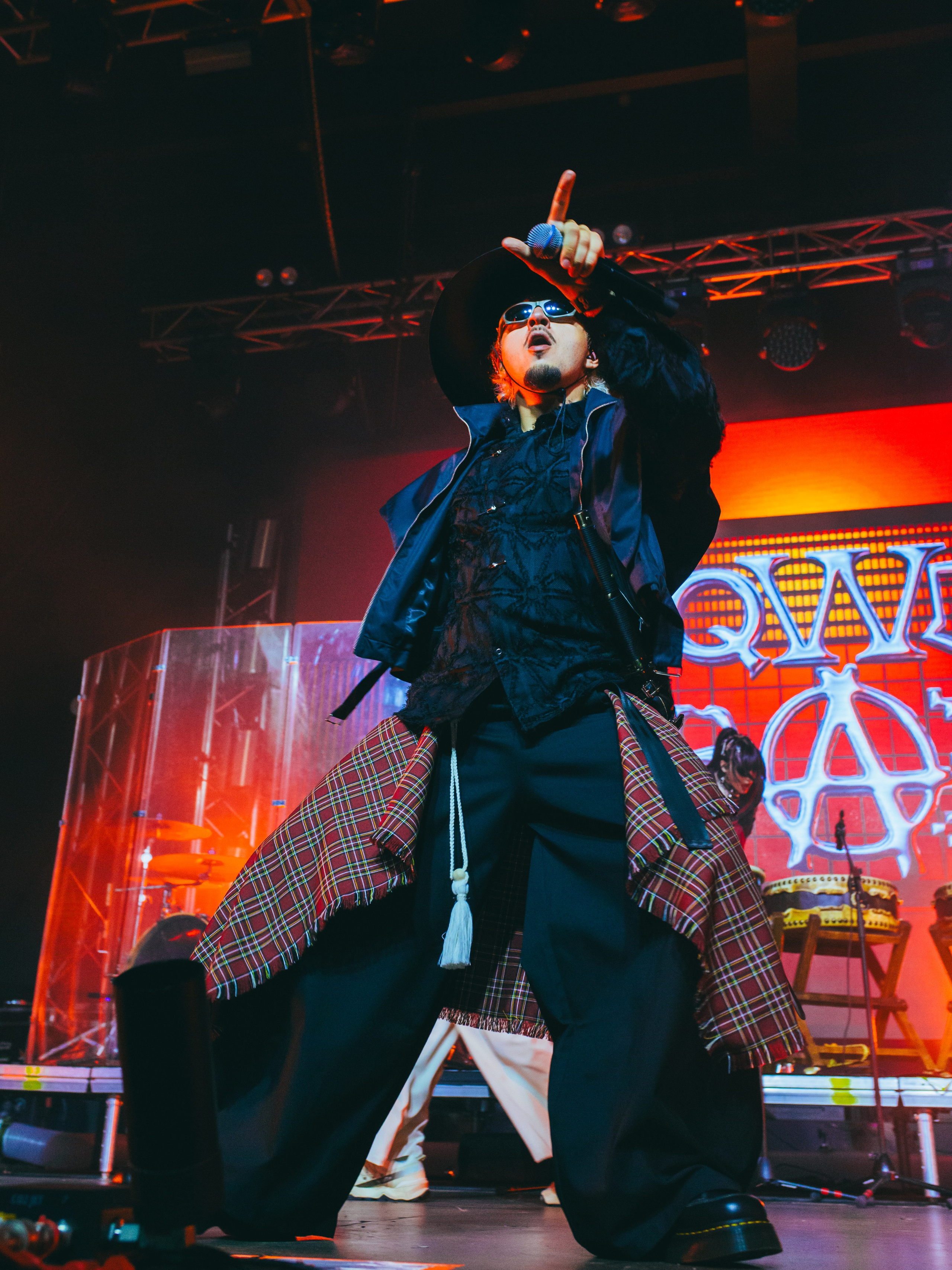 SQWOZ BAB. Фотограф из Санкт-Петербурга Валерия Ленских