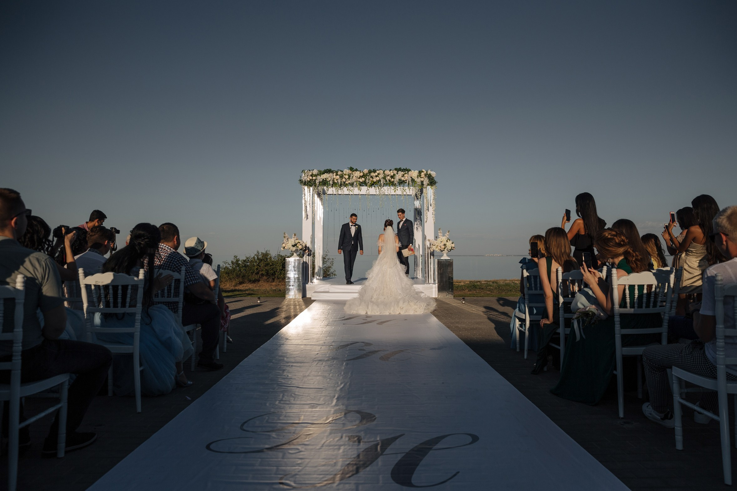 Свадебная фотосессия Ростома и Николь. Профессиональный фотограф в Волгодонске и Ростове Владимир Казак