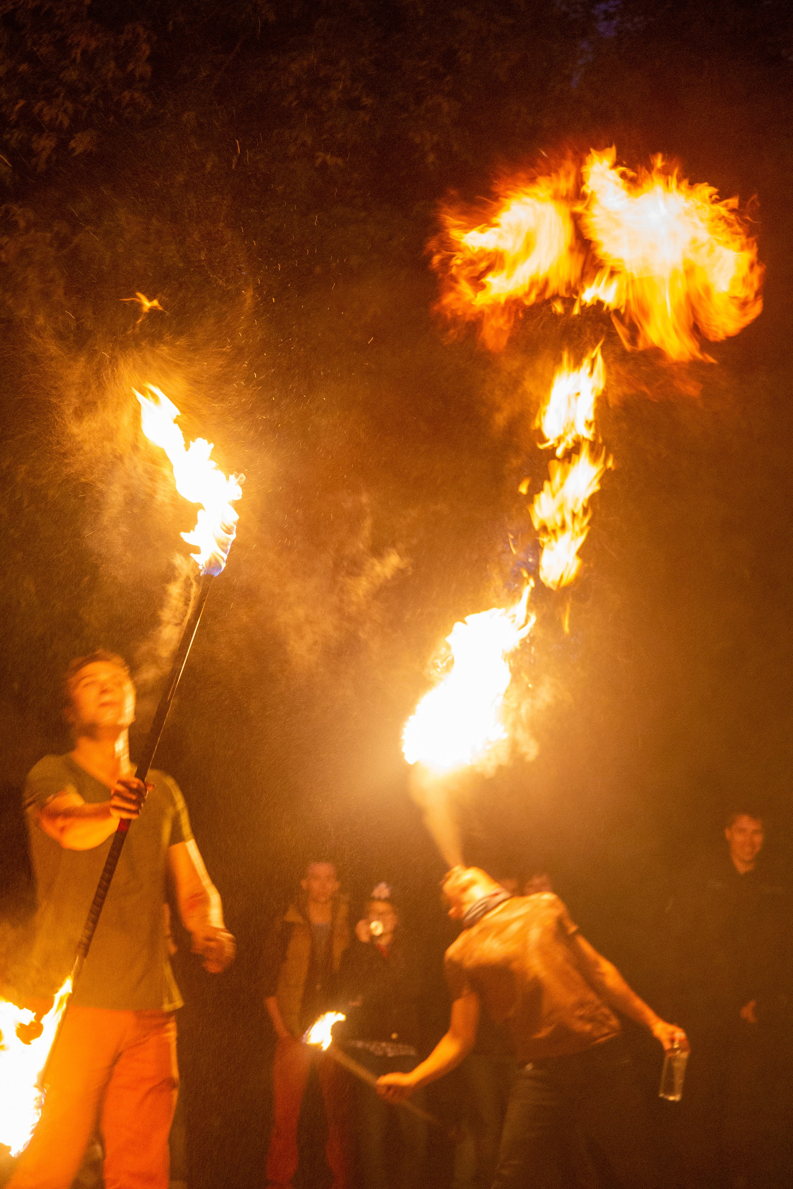 Огненное шоу в Перми. Фотограф Никита Попов. Фотограф Пермь. Фотосессия в фотостудии Перми и на свежем воздухе