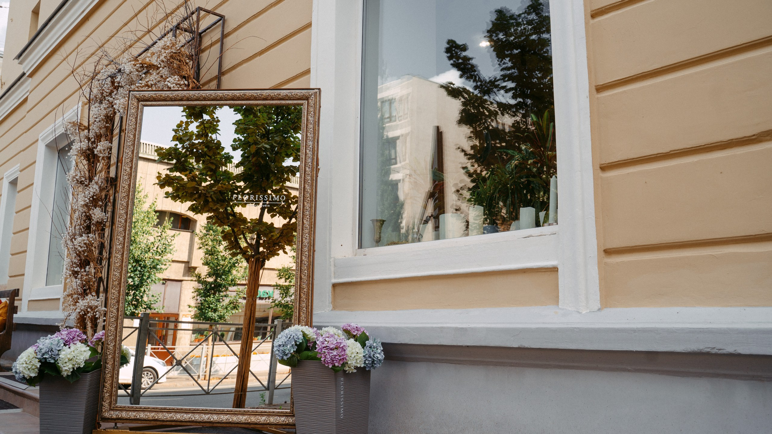 Florissimo x Enter. Саша Копылов, фотограф в Казани