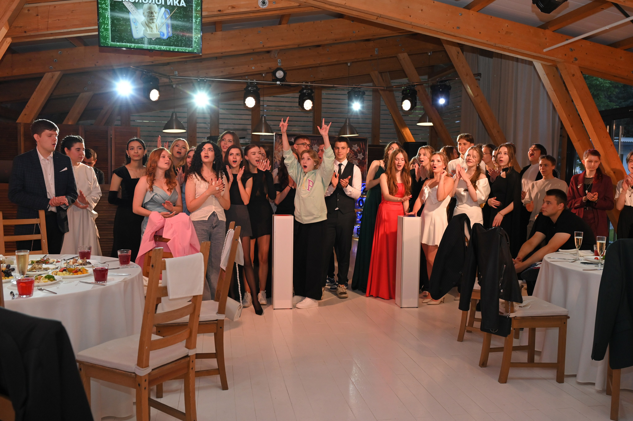 Выпускной 11 класс. Фотосессии в Москве. Фотограф Жоголева Мария