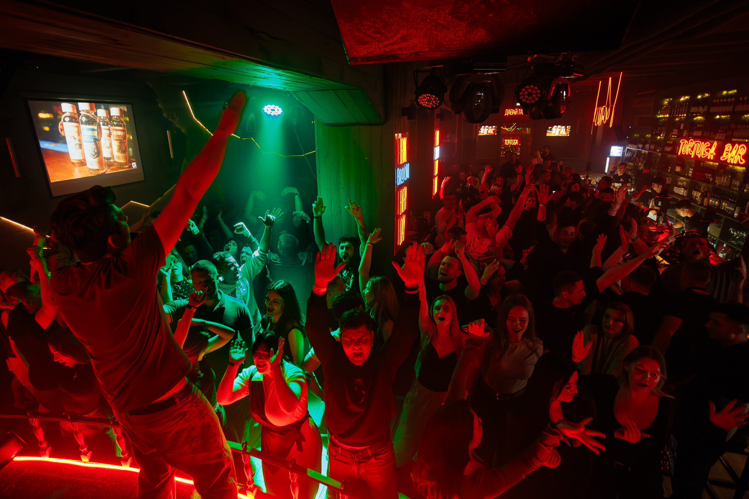 «Мартовские коты"_Tortuga_Симферополь_29.03.2025. Аминов Руслан | Фотограф