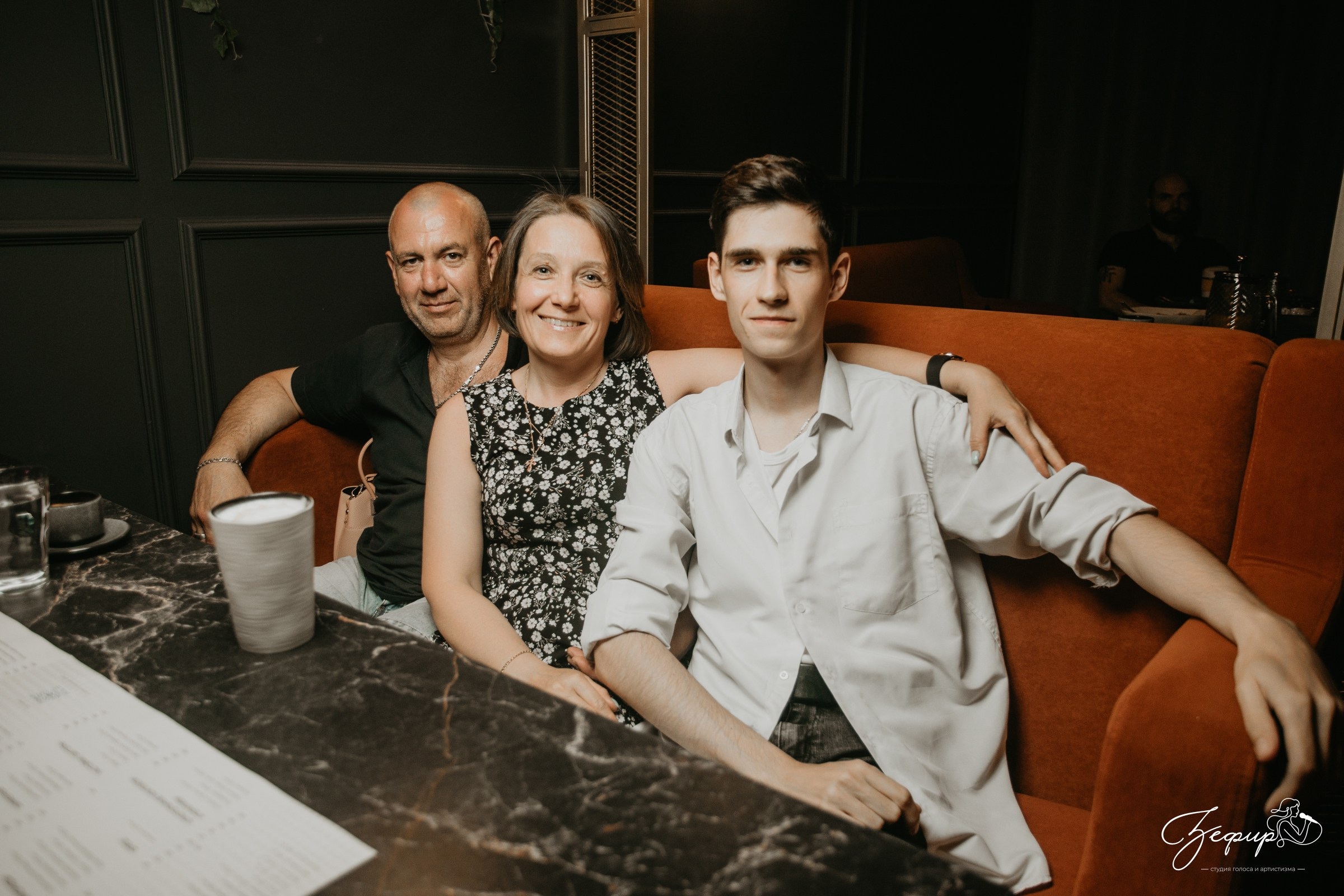 Студия вокала «Зефир». Свадебный и семейный фотограф в Тюмени Александр Виноградов