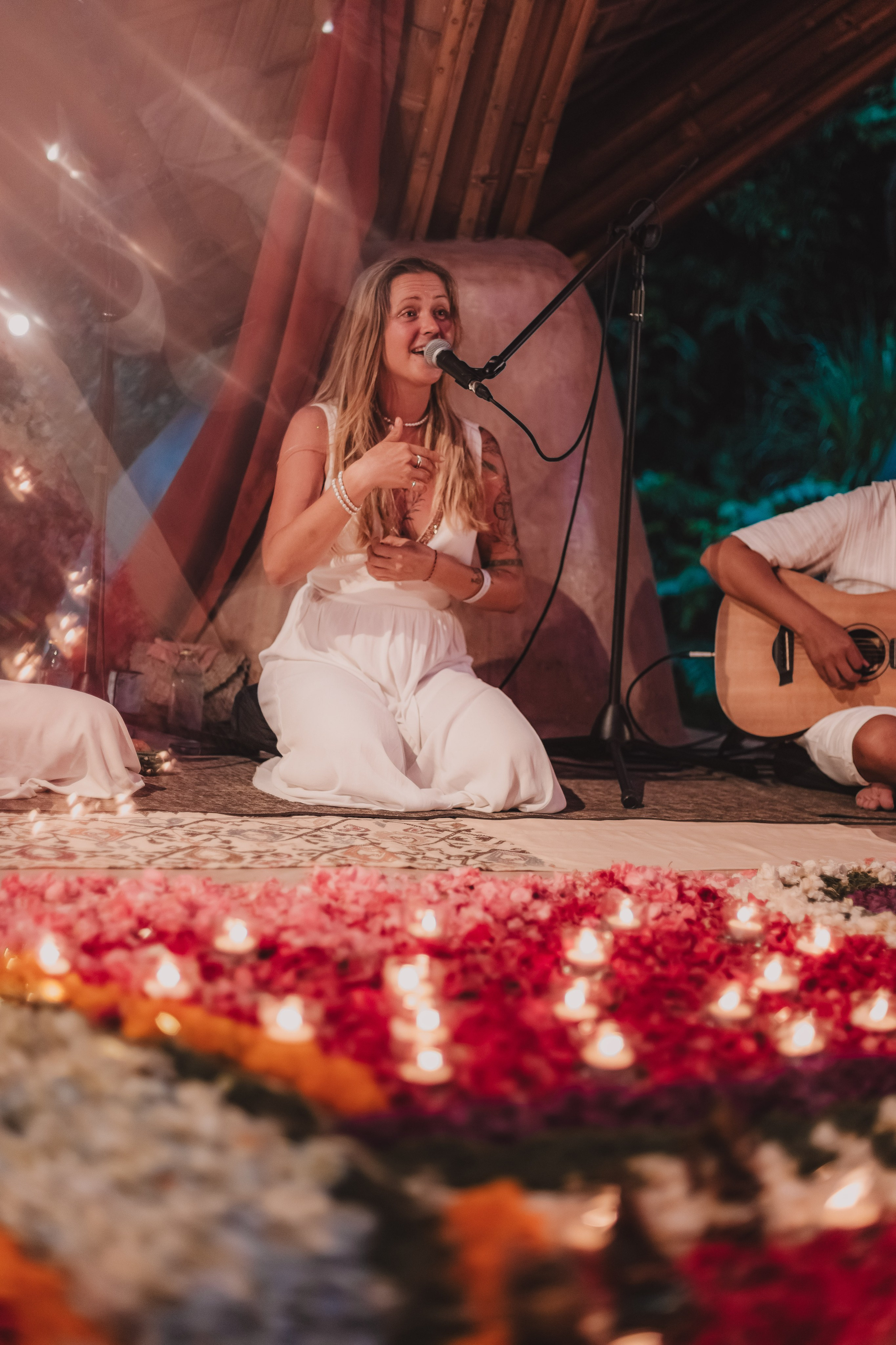 Bhakti Bliss kirtan at Alchemy. Mariam Bagdasaryan