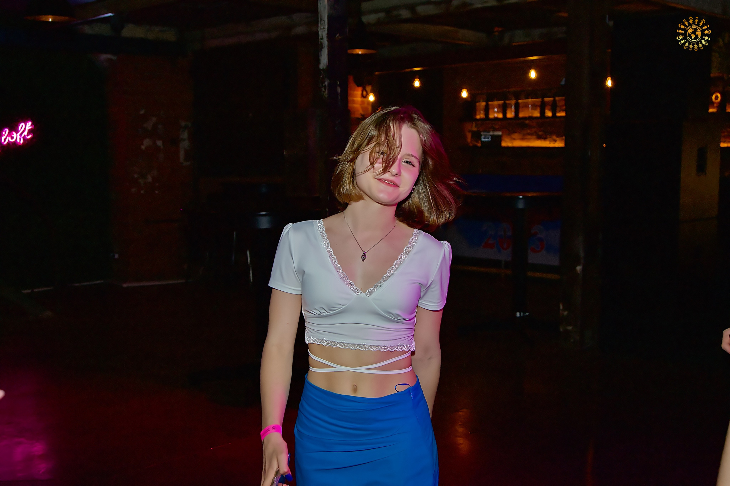 Выпускной 2023 (9-й класс, школа № 46). Loft Urban. Москва. Репортажная съемка в Москве и области. Анималистика