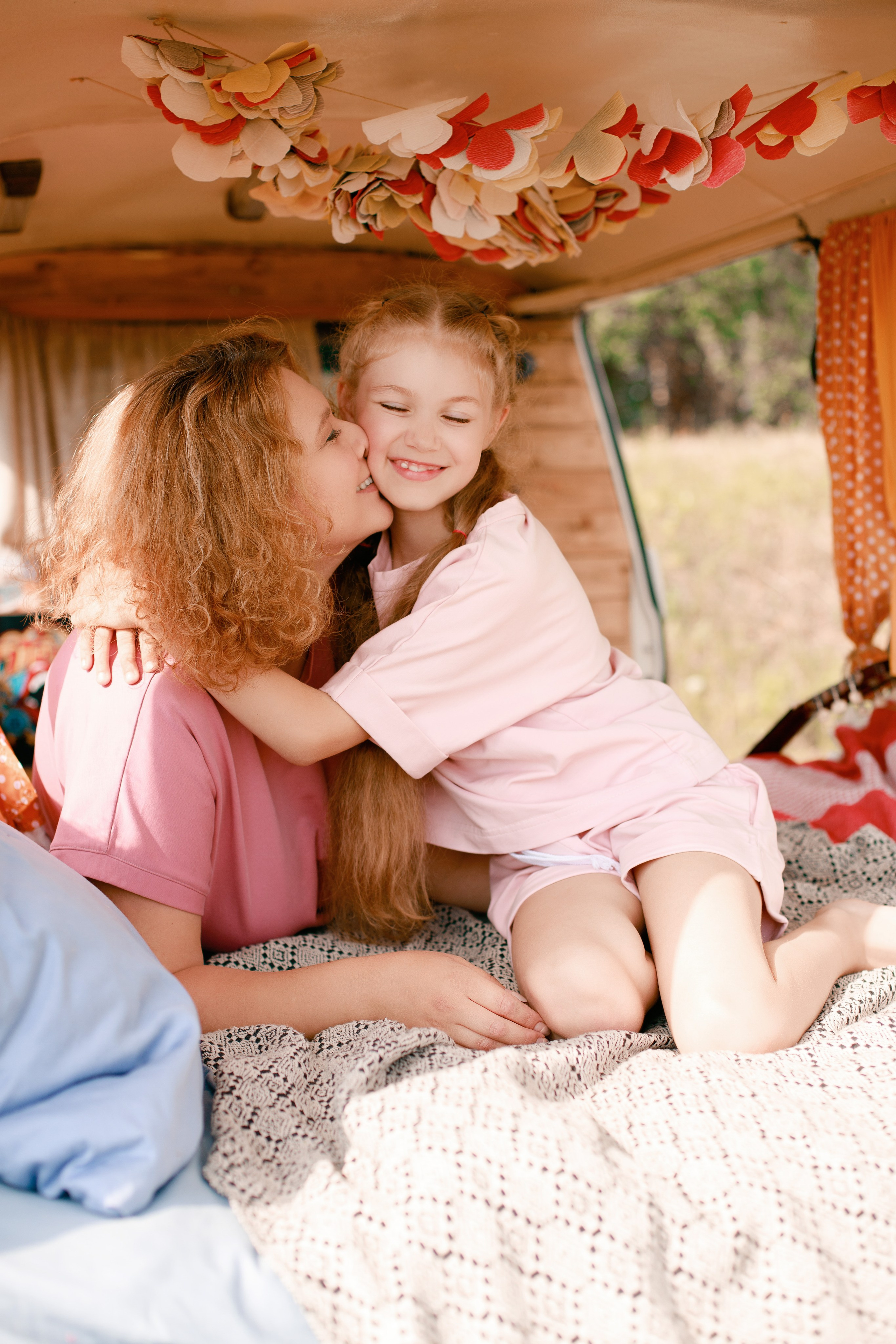 Фотопроект «Летний фургон» / локация Арамильские поля. Фотограф Елена Аленская