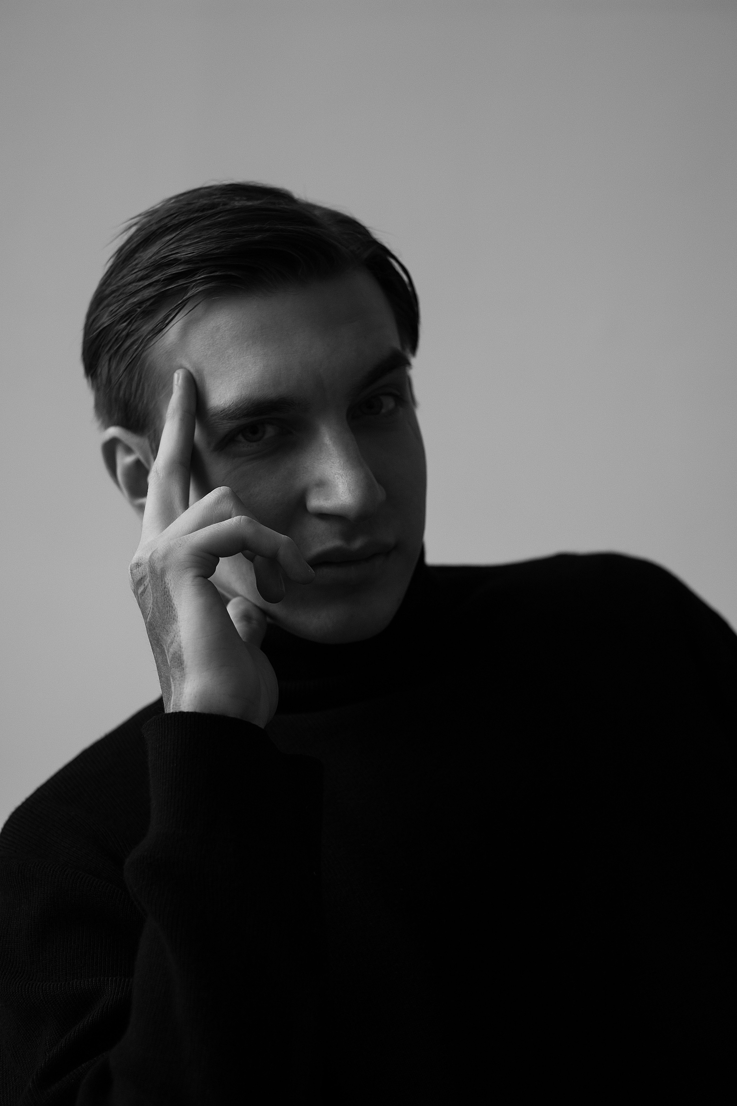 Максим. Фотограф в Москве. Женский и мужской портрет, лавстори (love story)