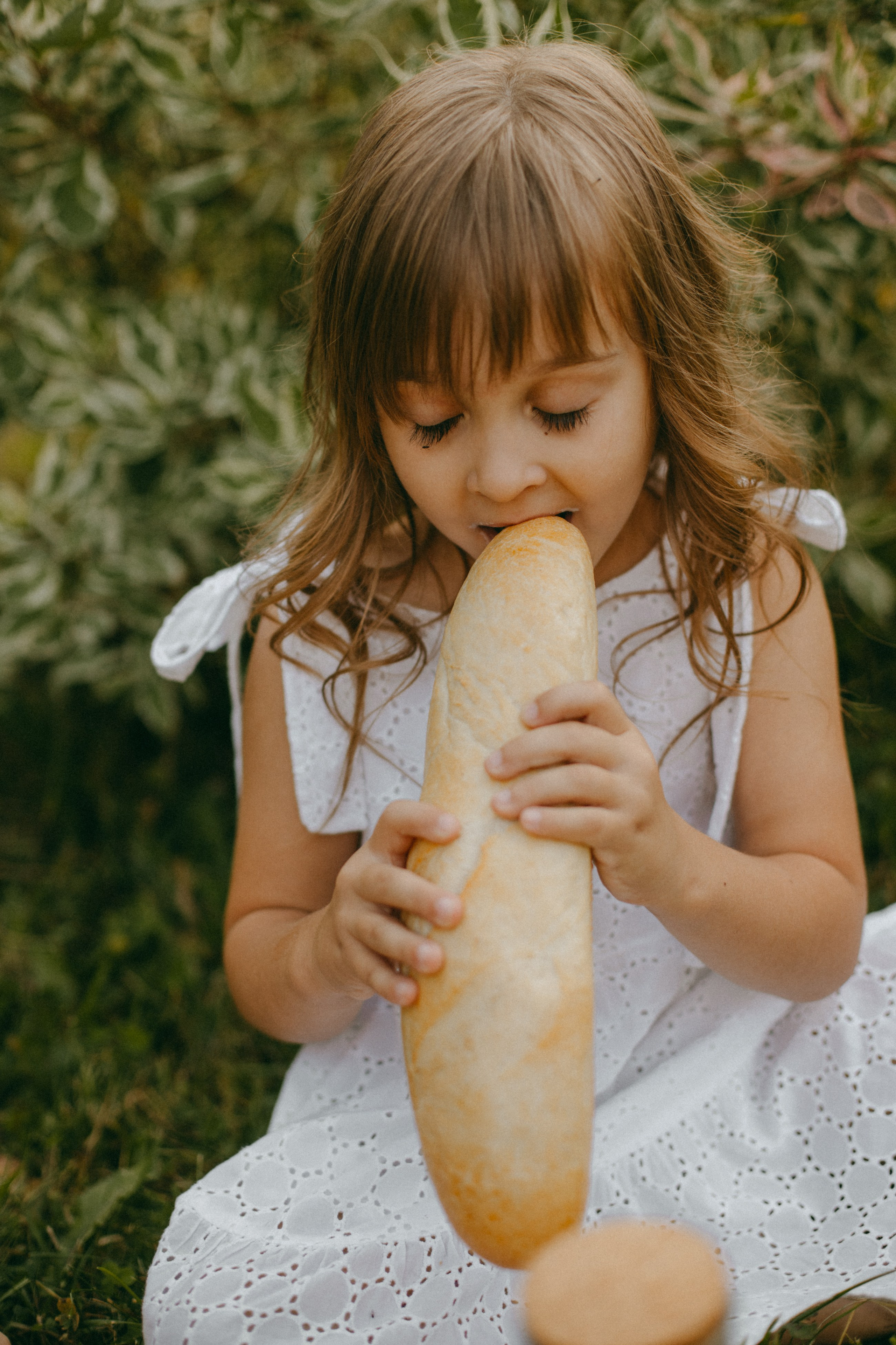 Эмма и Влада на летней прогулке с мамой. Фотограф Наталья Кургина Слюдянка Иркутск